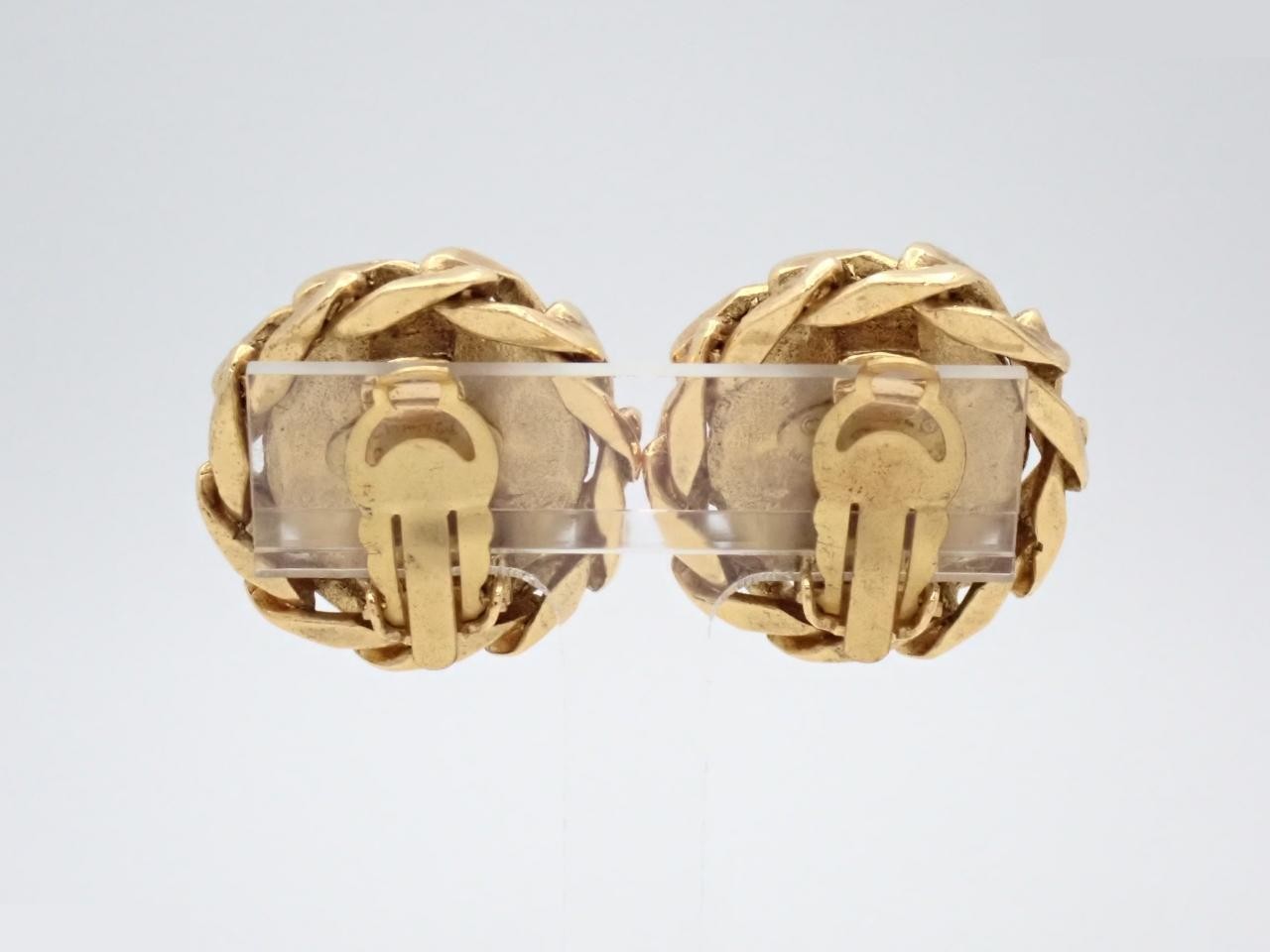 Earrings with Coco Mark design, gold. — view 2