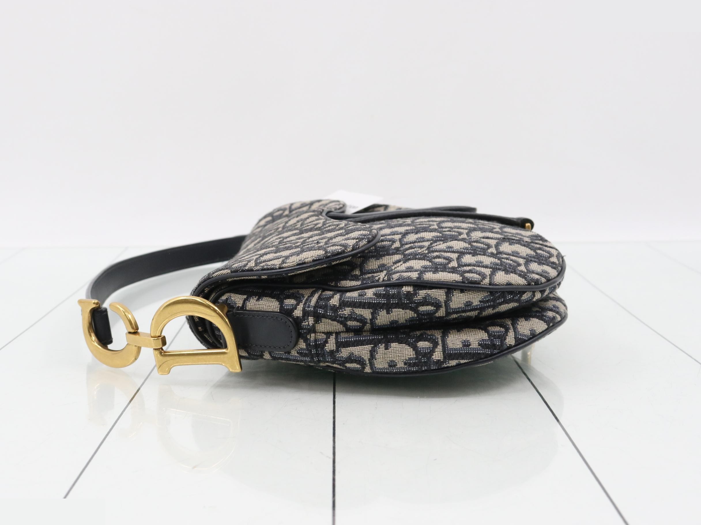 Oblique Canvas One-Shoulder Bag — view 4