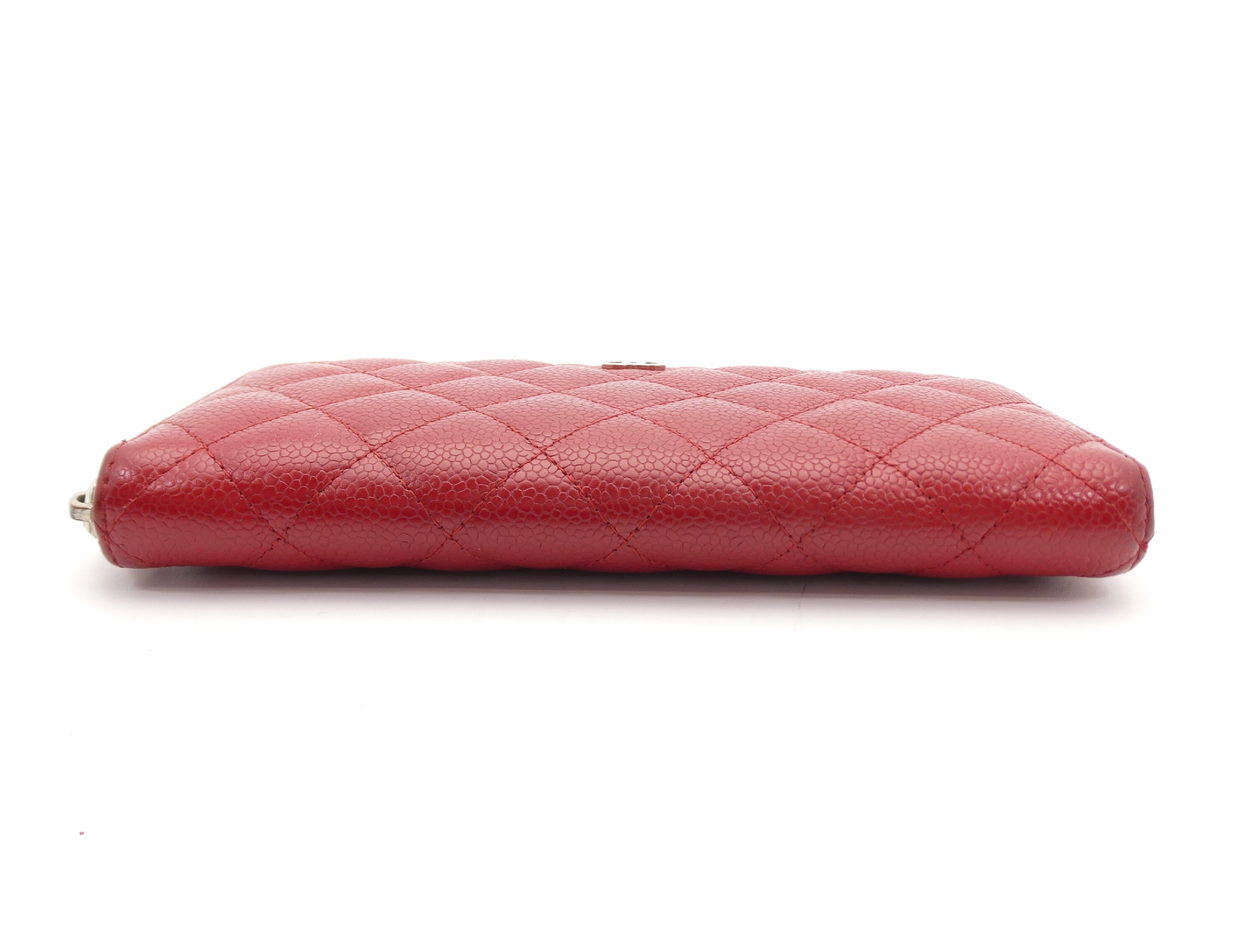 Matelassé Coco Mark Caviar Skin Round Zip Wallet — view 5