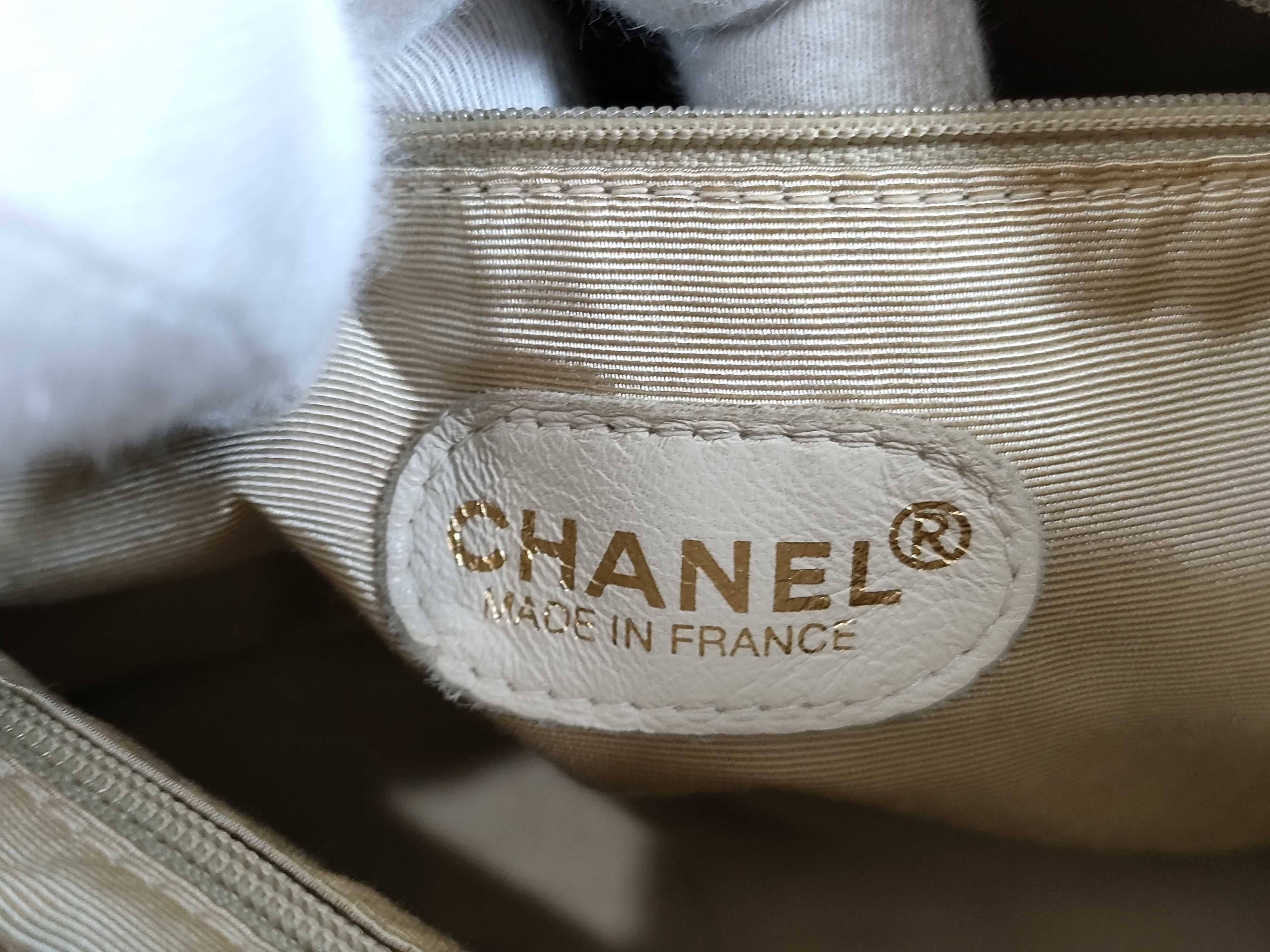 Caviar Skin Coco Mark Tote Handbag (No. 5) — view 11