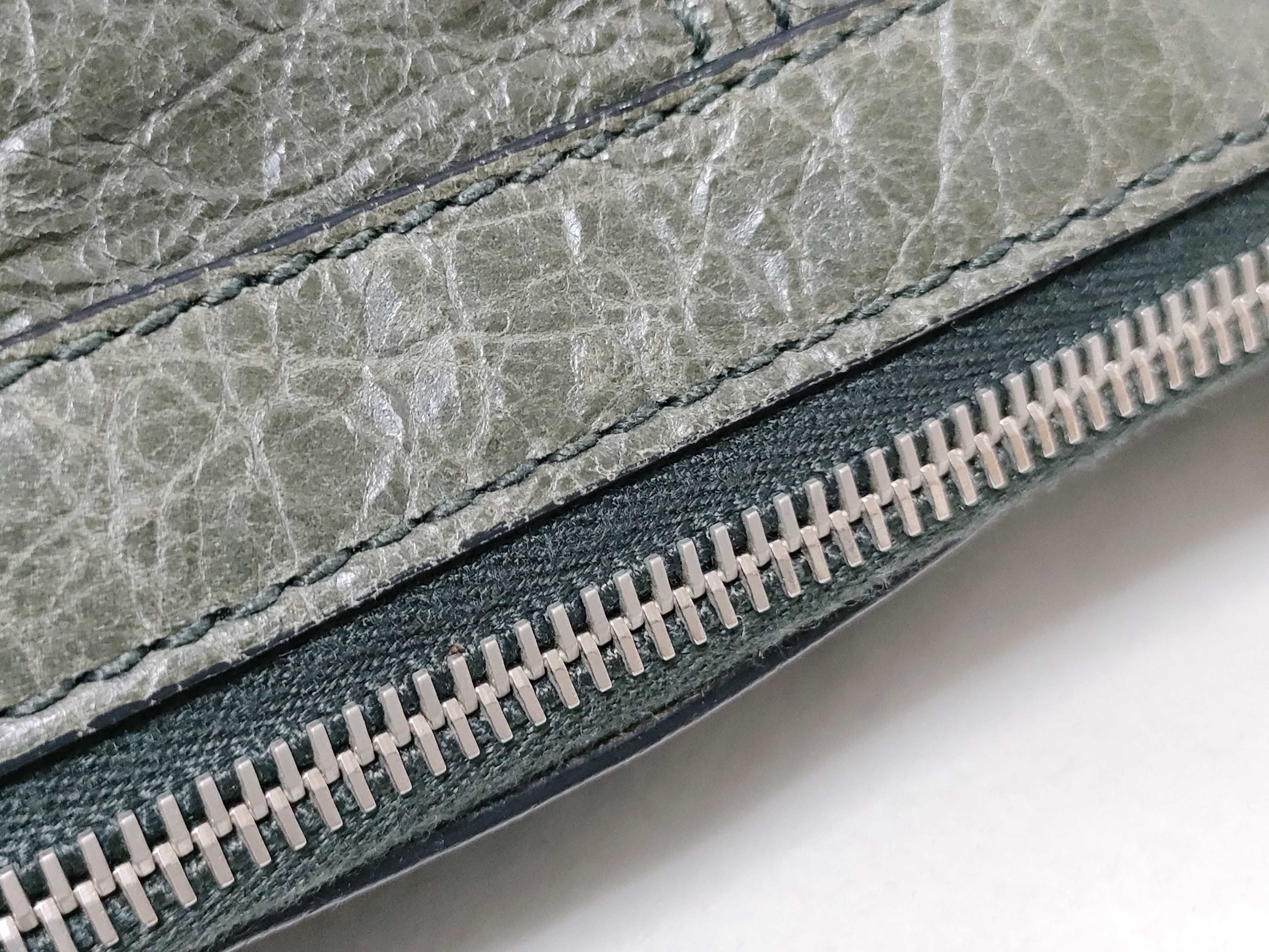 Classic Bridge Green Handbag — view 6
