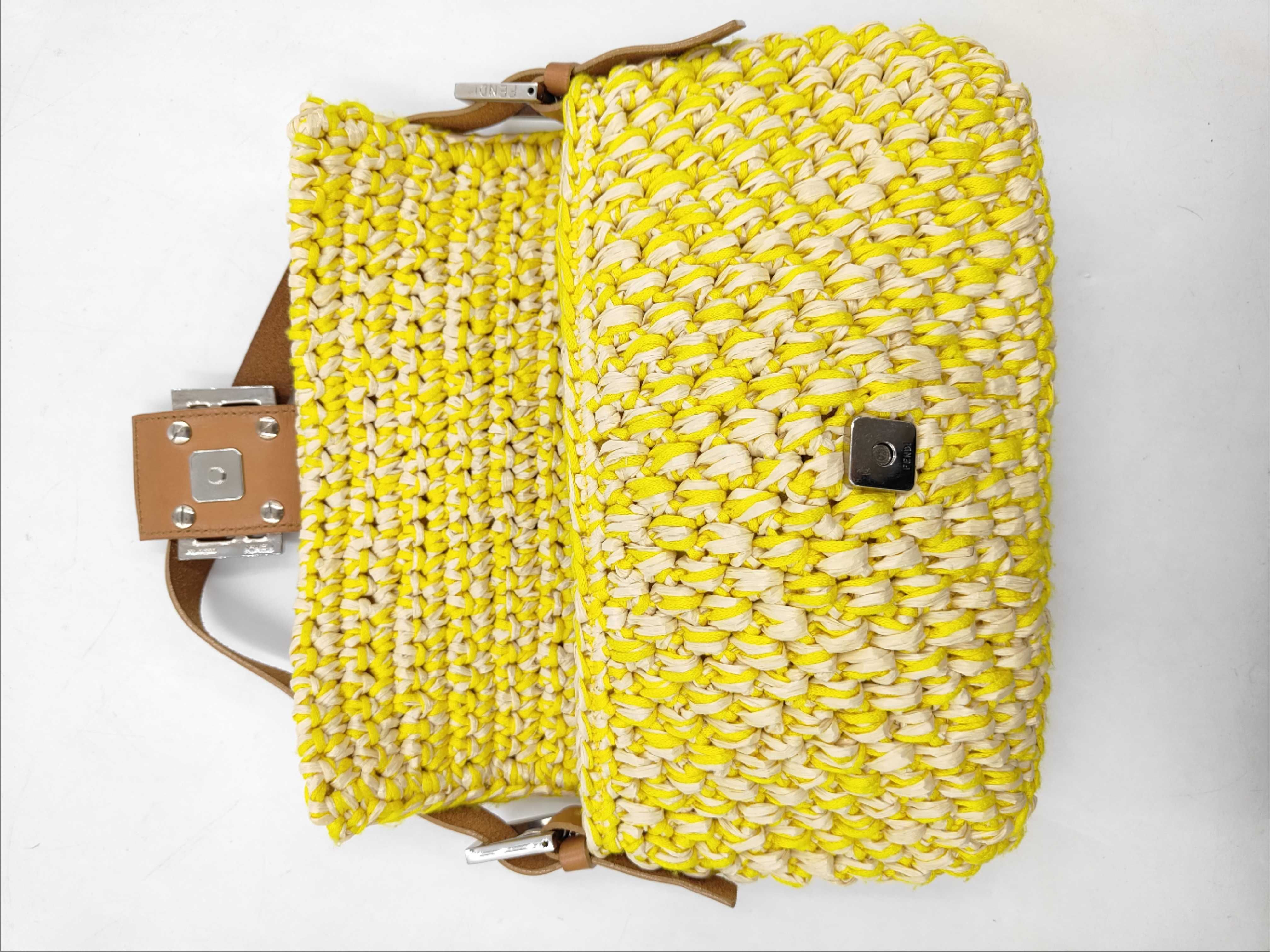 Mamma Bucket Shoulder Bag Handbag Shoulder Bag — view 8