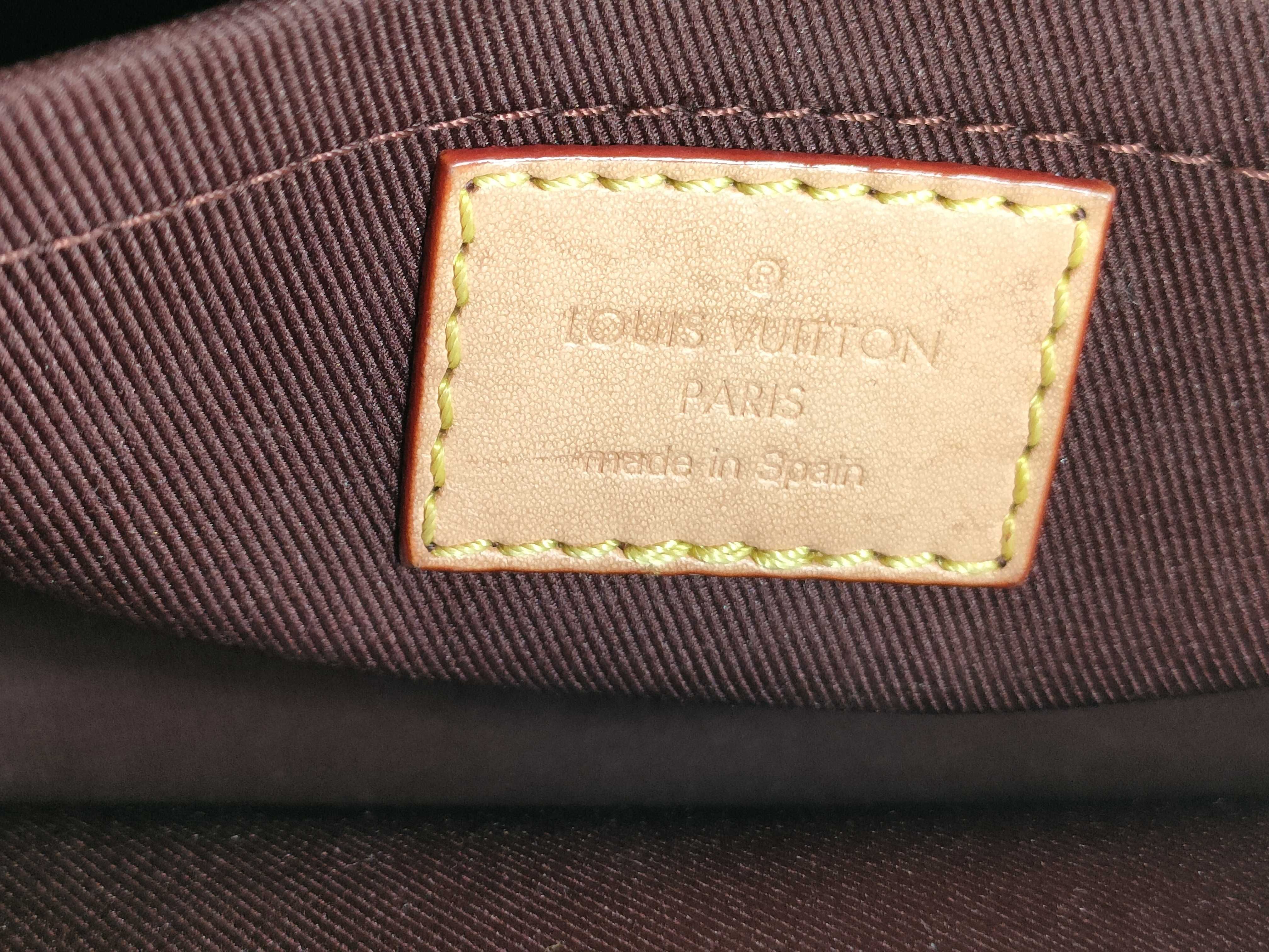 Monogram LV Croissant Monogram Shoulder Bag — view 13