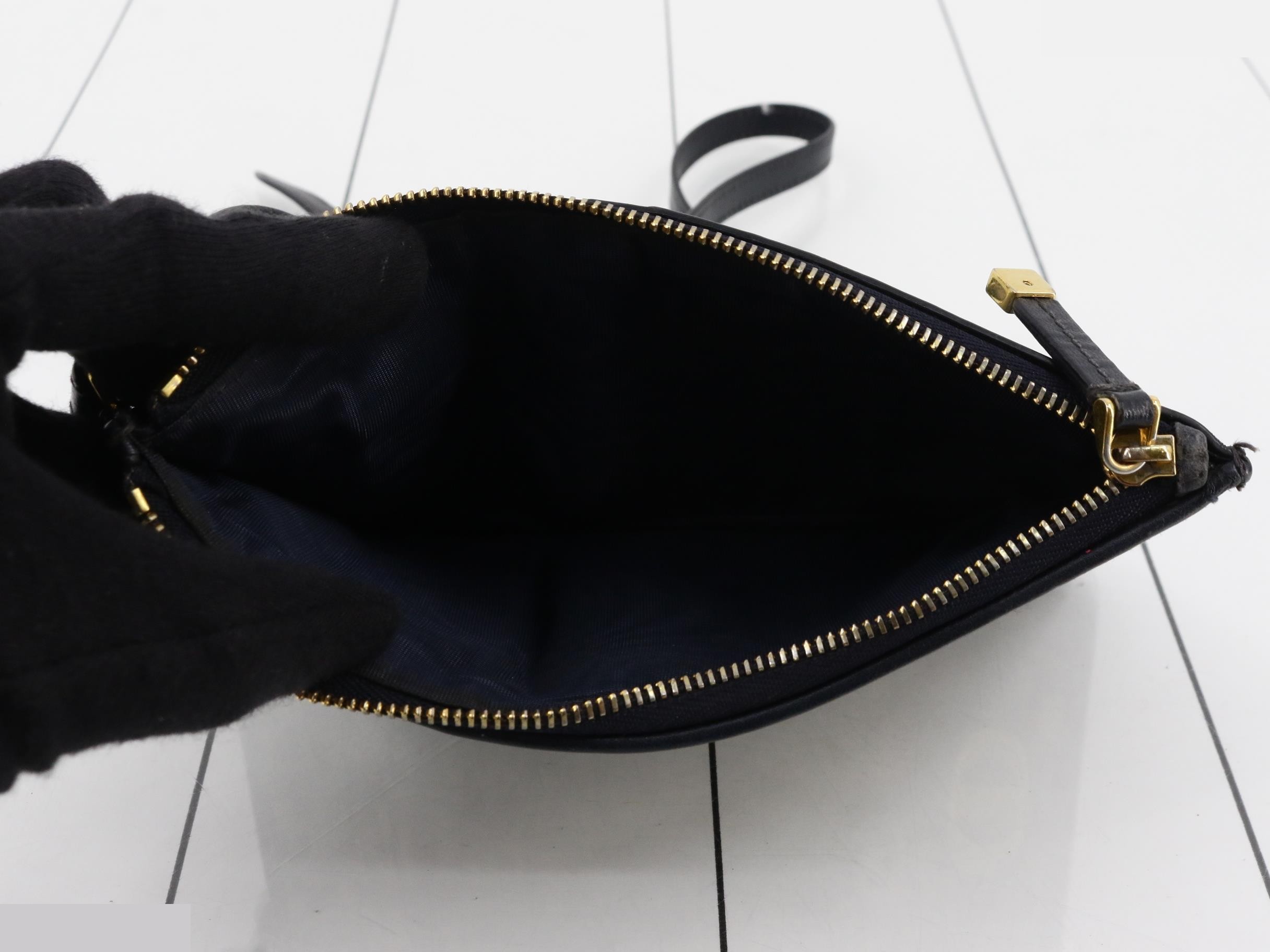 Oblique phone case — view 4
