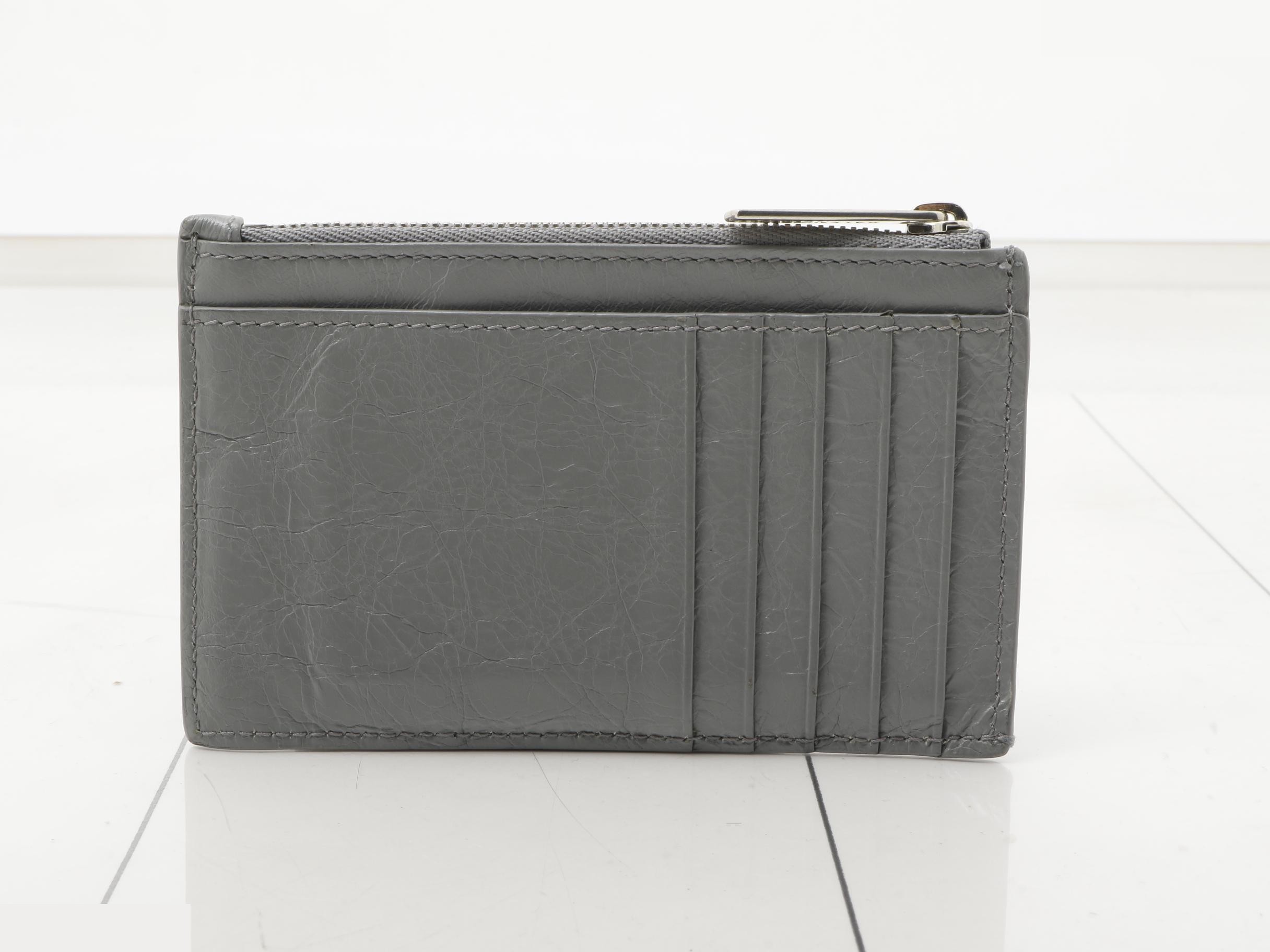 Fragment case, gray leather — view 2