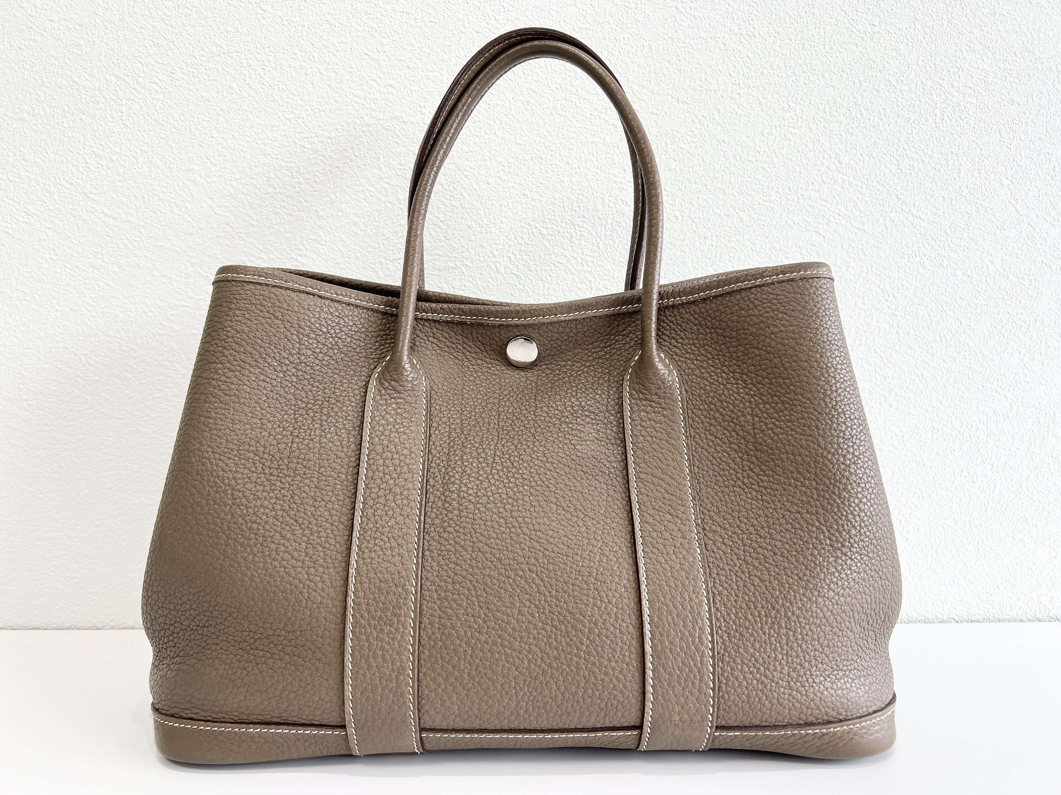 Garden Party TPM M stamp Etoupe Leather Tote Bag Handbag Tote Bag — view 2