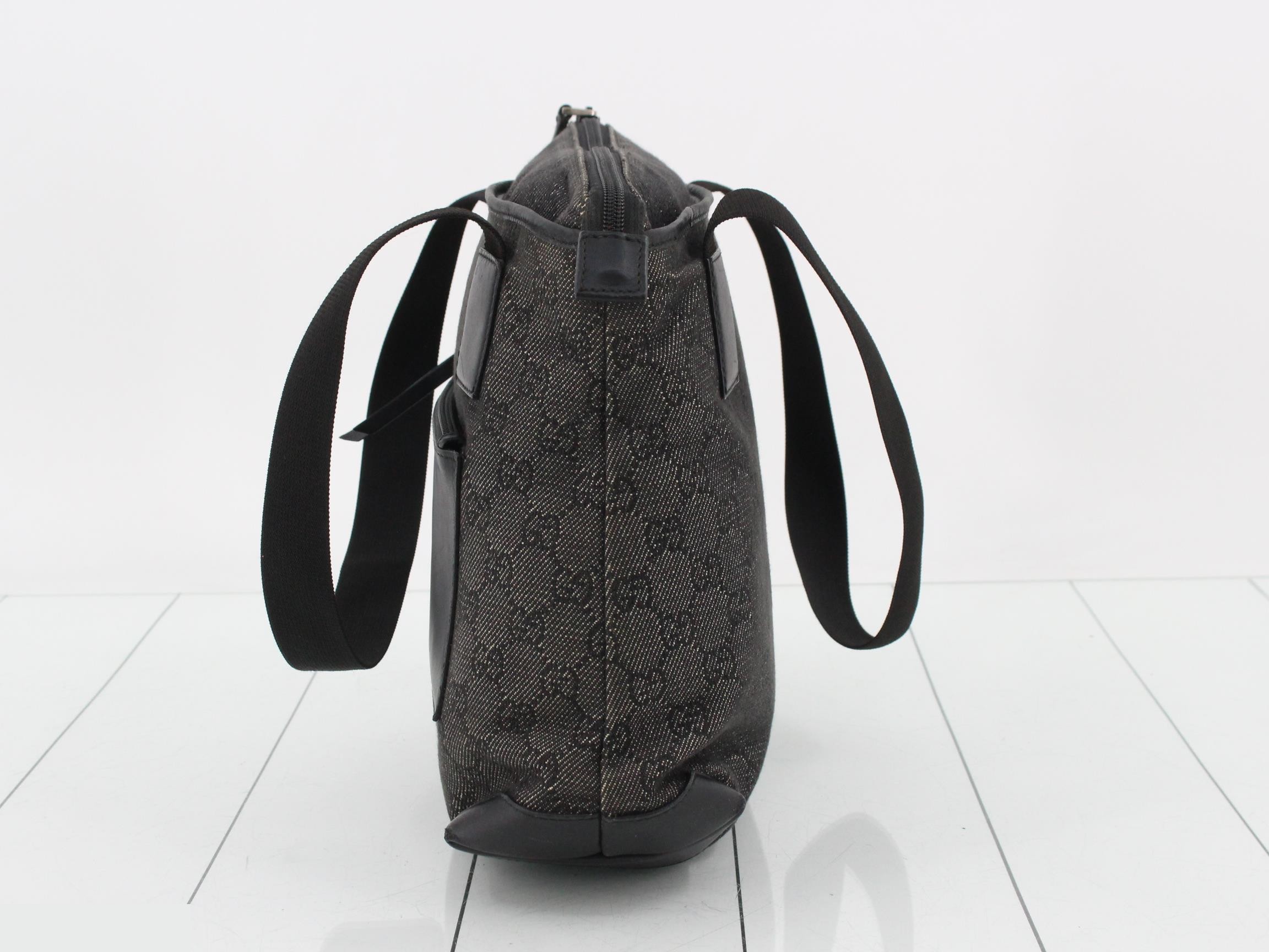 GG Canvas Shoulder Tote Bag — view 3