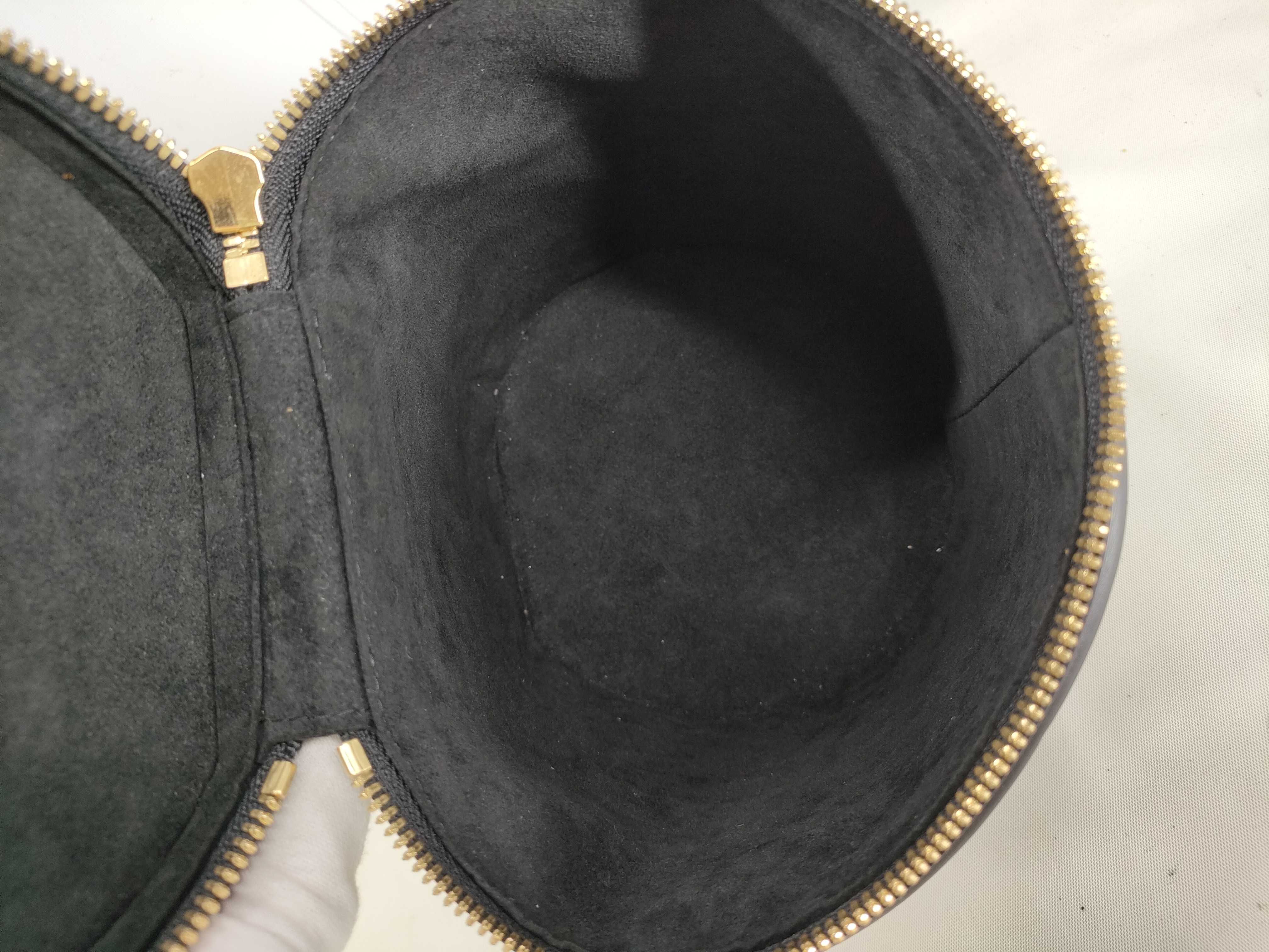 Vernis Louis Vuitton Monogram Bag Handbag — view 9