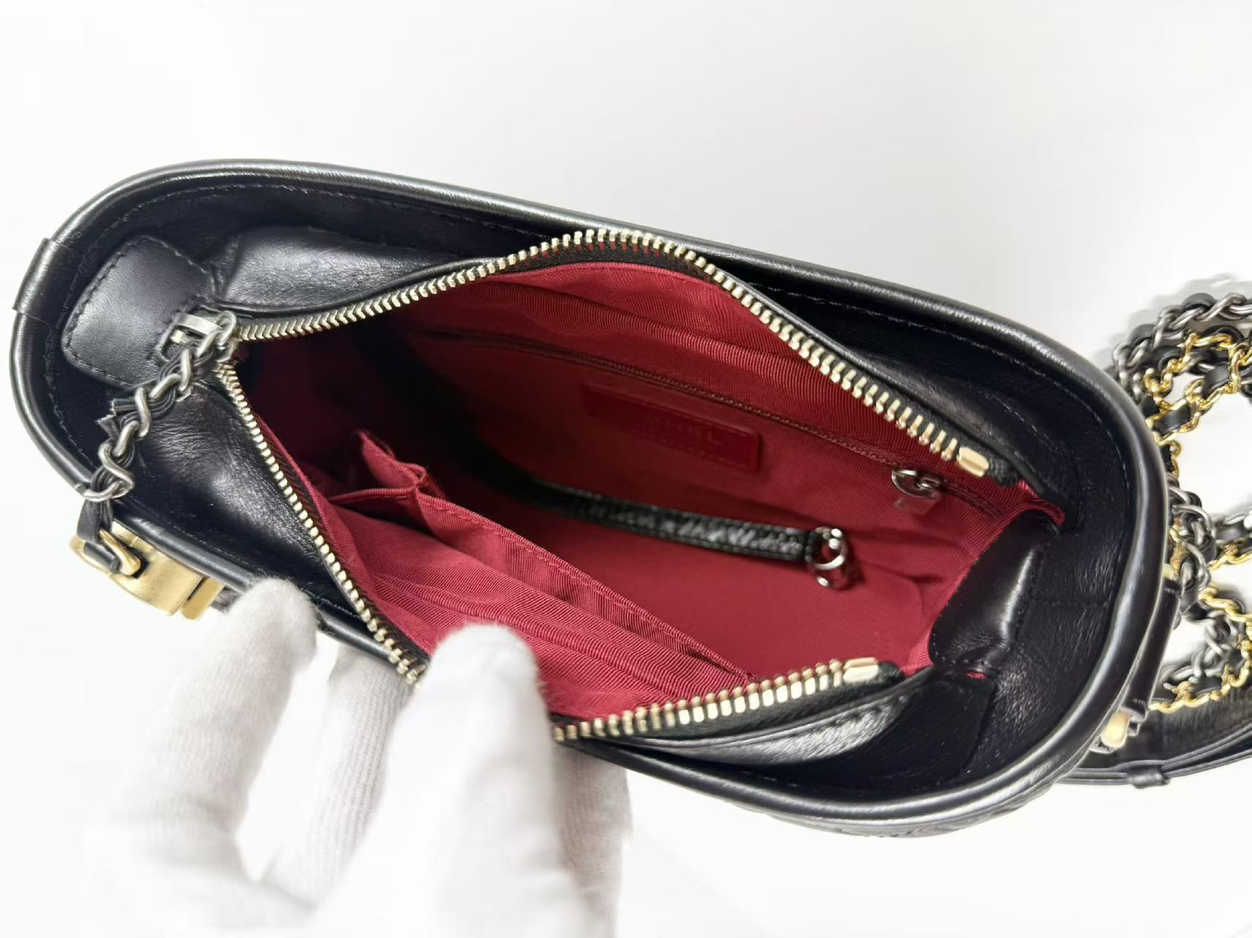 Black Gabrielle Wrinkled Chevron Shoulder Bag, Approx. W20cm, Serial Number , with Dust Bag, Authenticity Card, and Seal. Vintage Hardware, 3-Color Chain. (Item Number: 29372983) — view 14