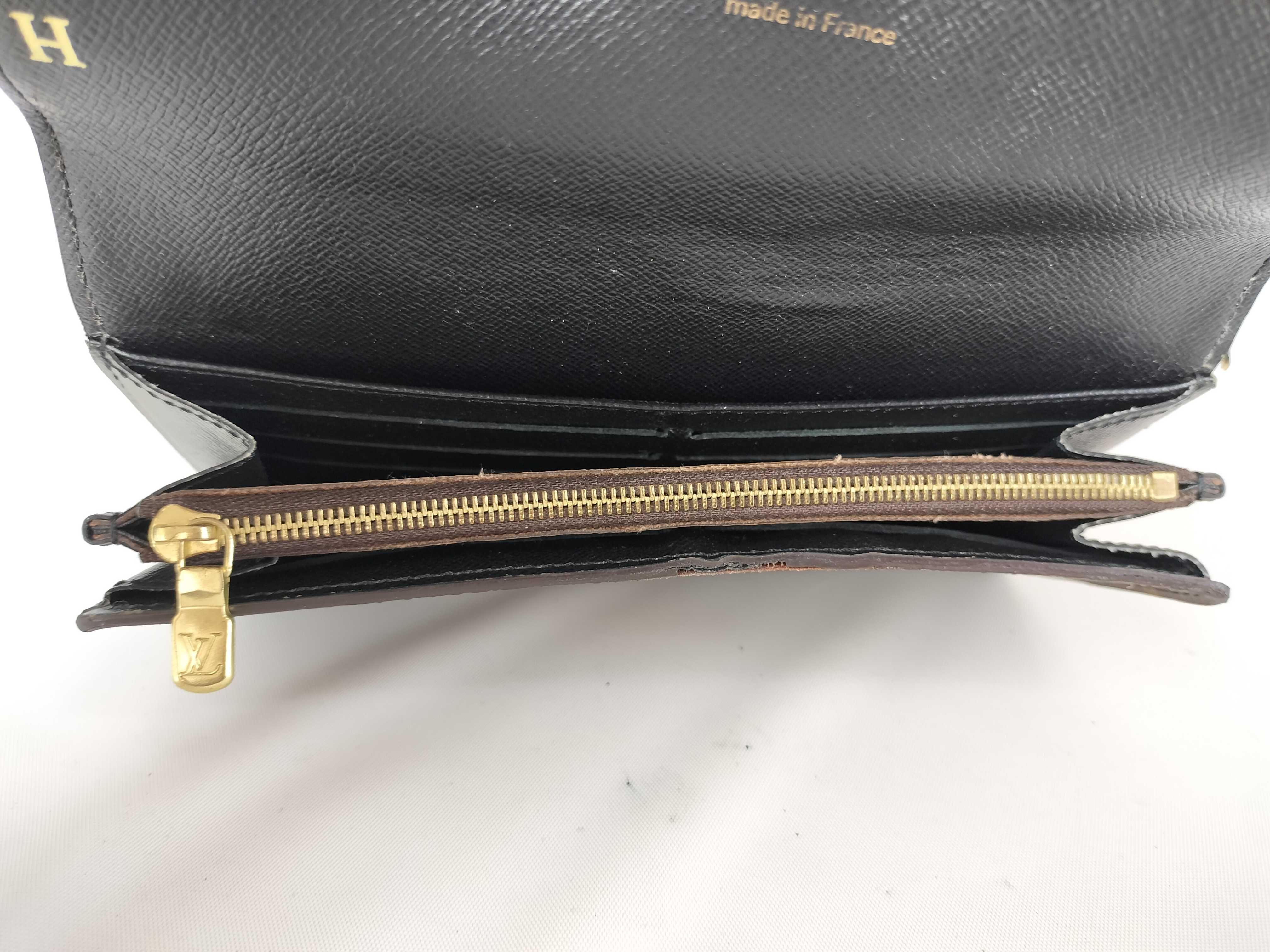 Monogram Giant Reverse Portefeuille Sarah Initial Wallet — view 9