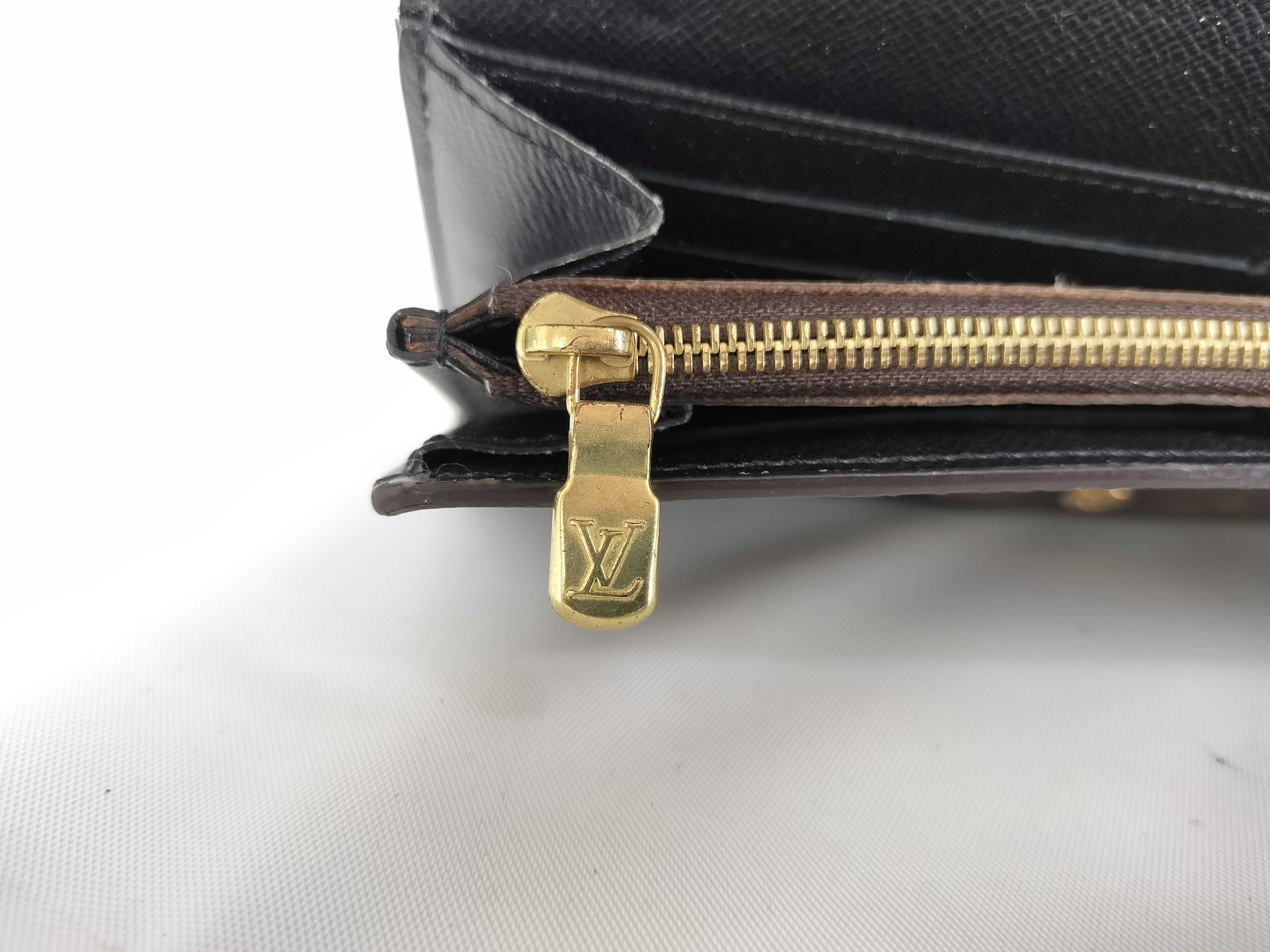 Monogram Giant Reverse Portefeuille Sarah Initial Wallet — view 10