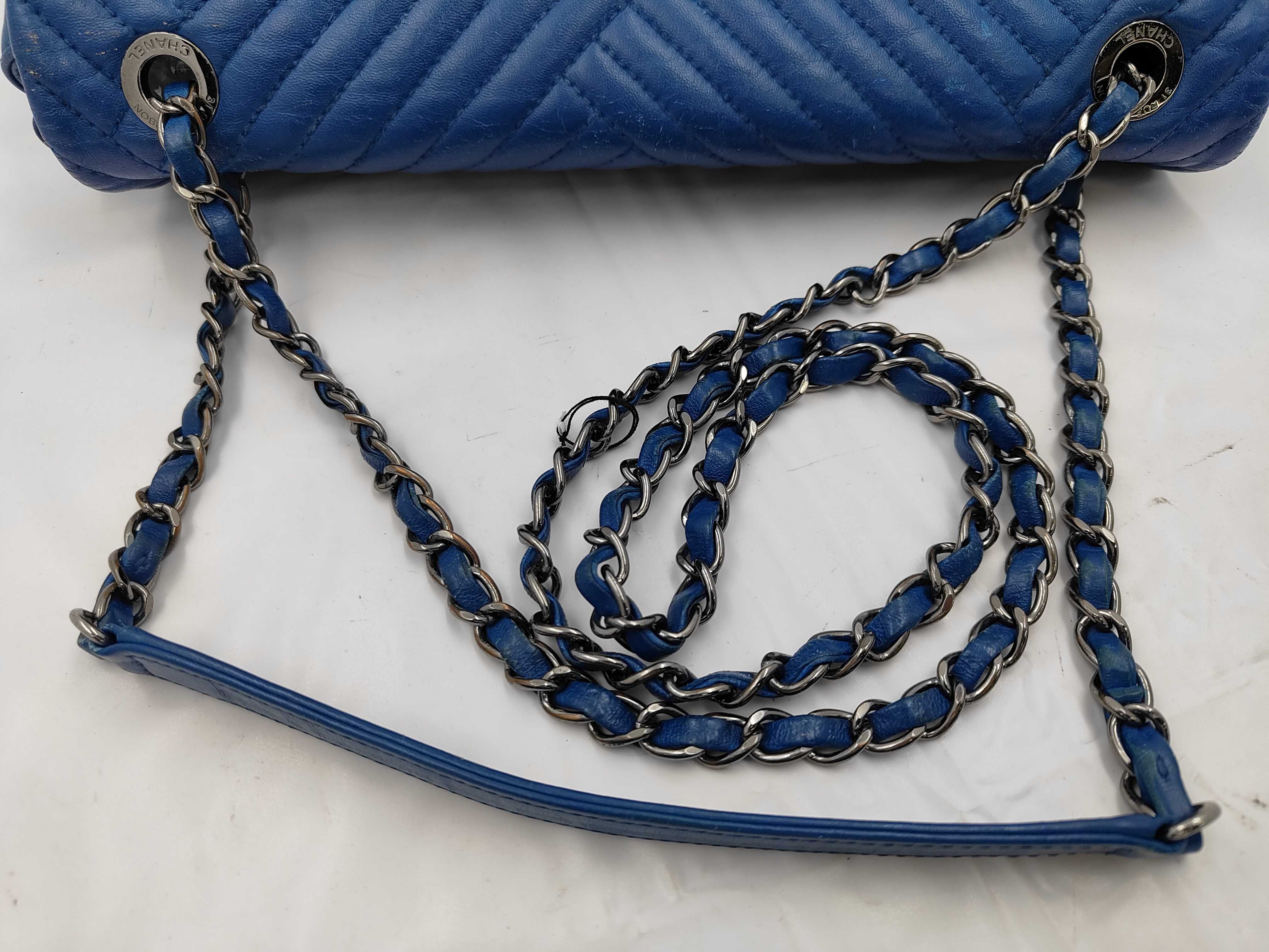 Chevron Large Chain Bag, Lambskin Shoulder Bag — view 3