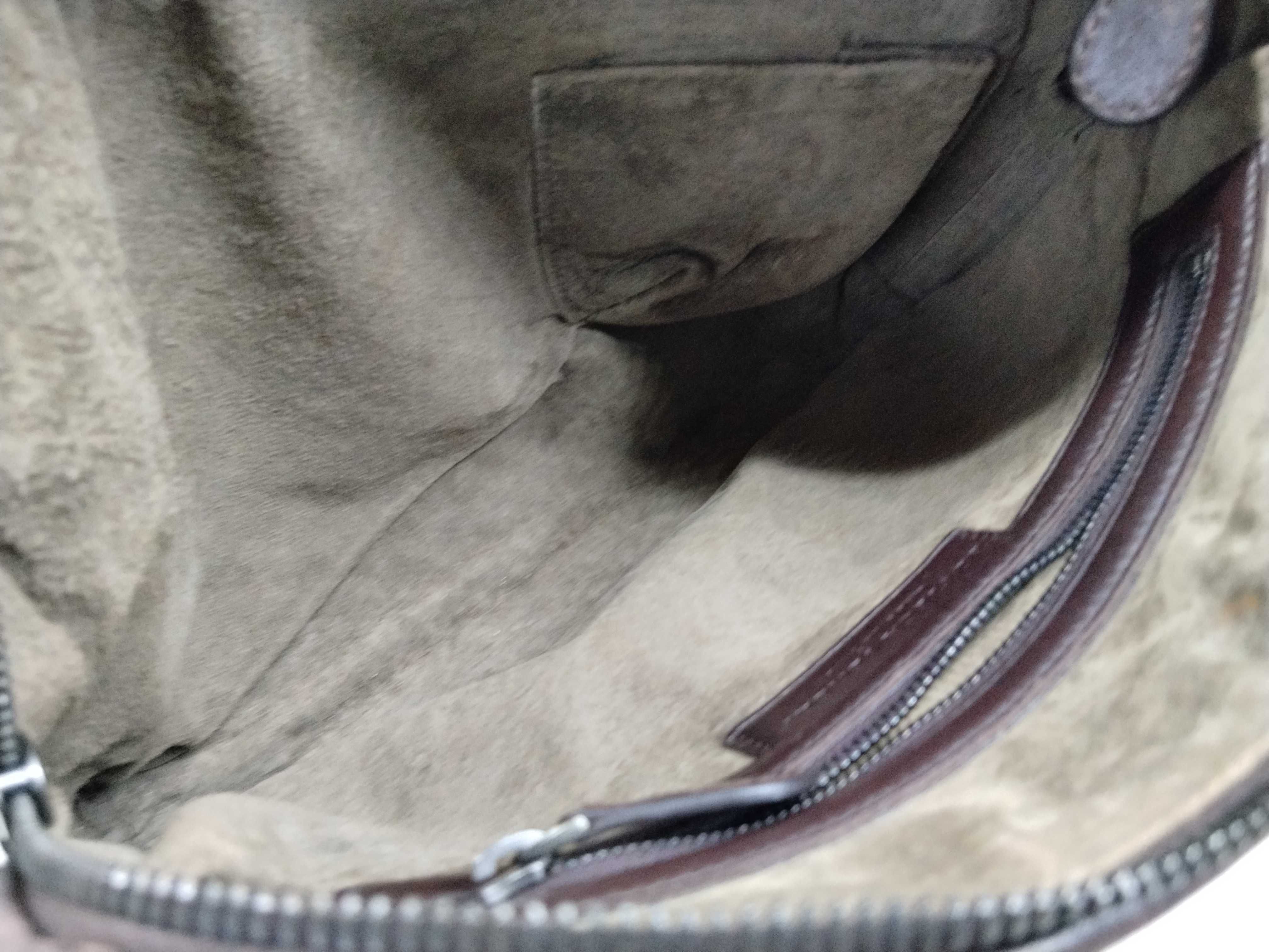 Intrecciato Shoulder Bag, Brown — view 10