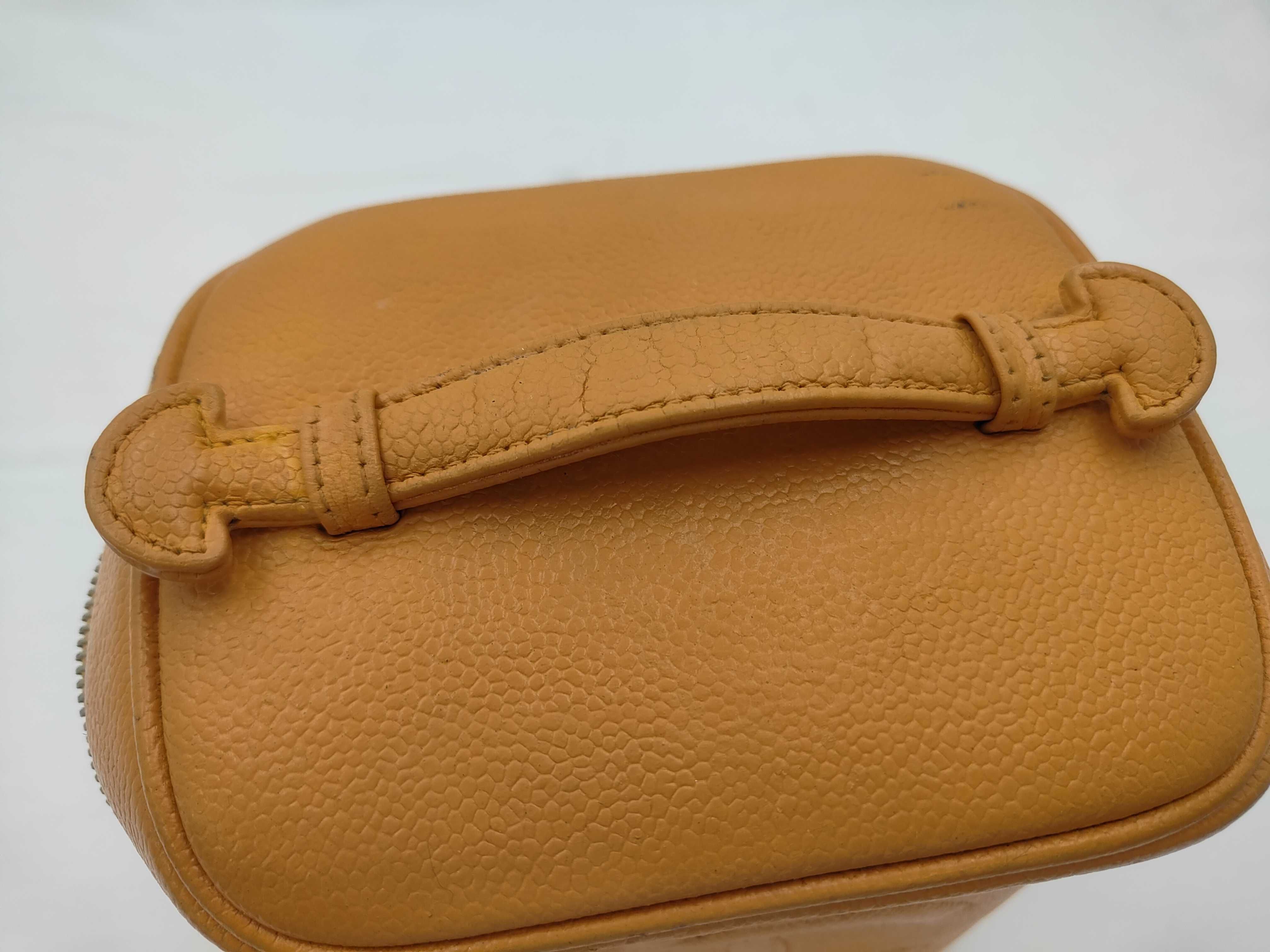 vanity bag — view 3