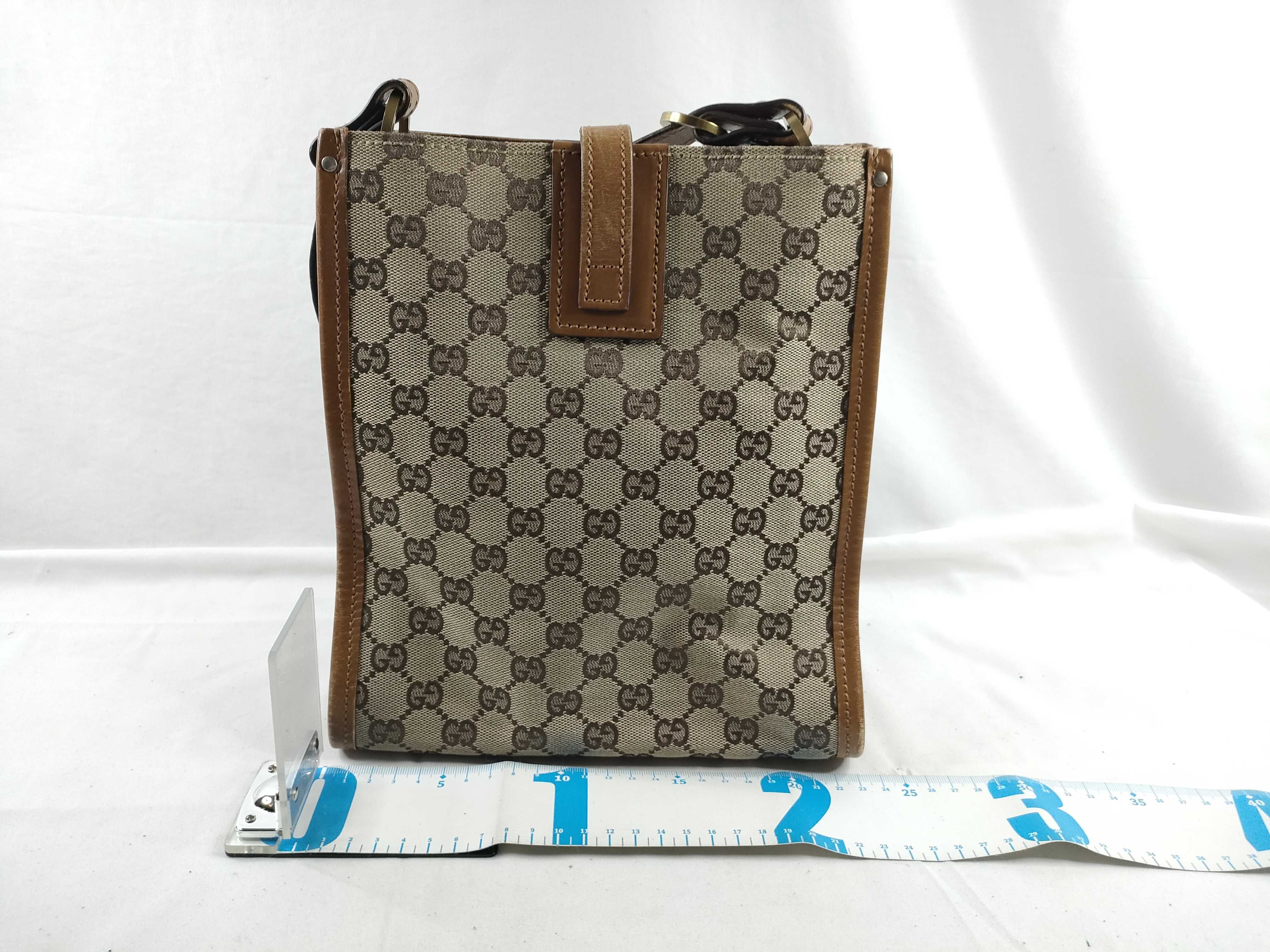 GG Canvas Shoulder Bag 110292 — view 2