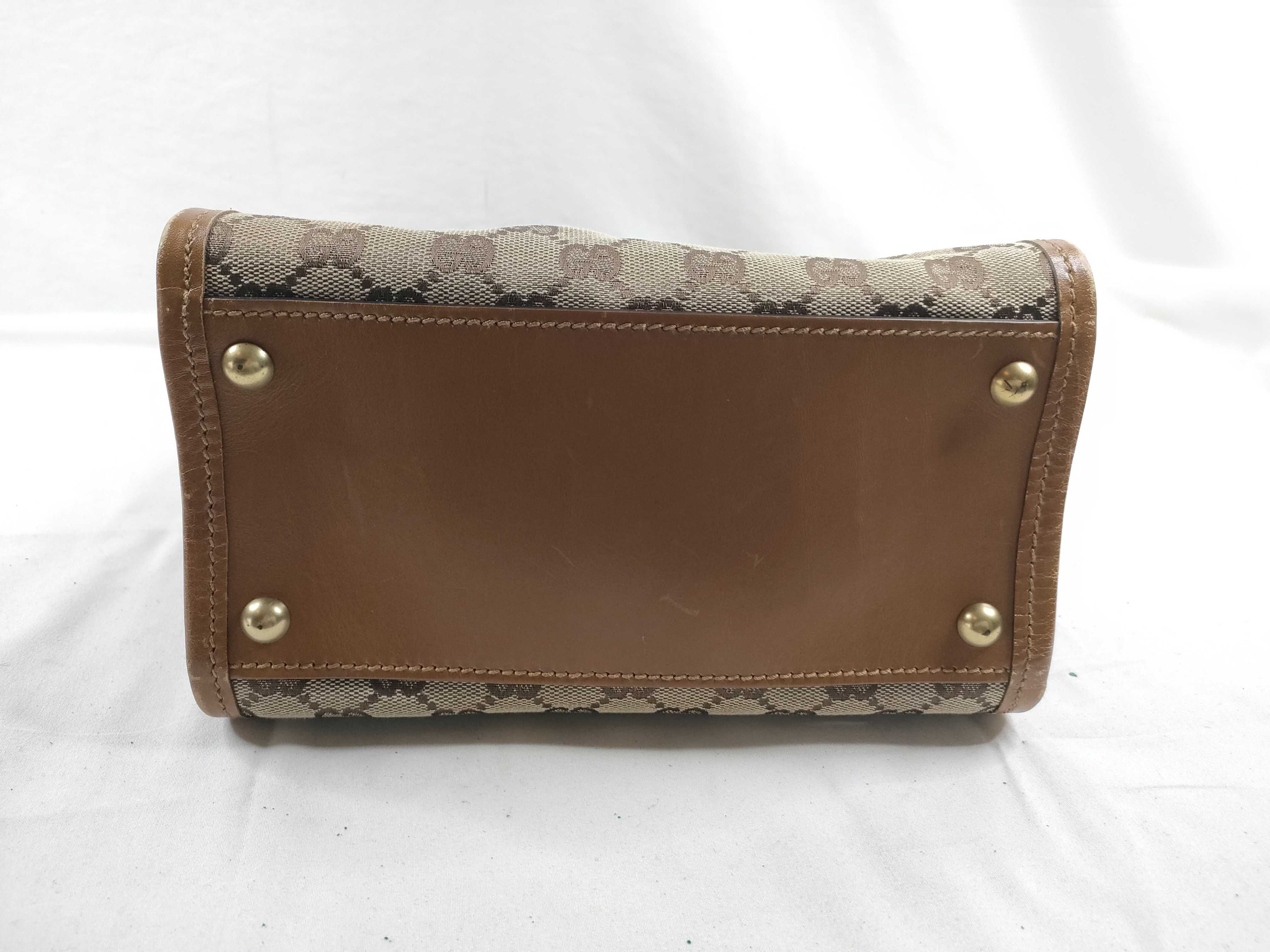 GG Canvas Shoulder Bag 110292 — view 4