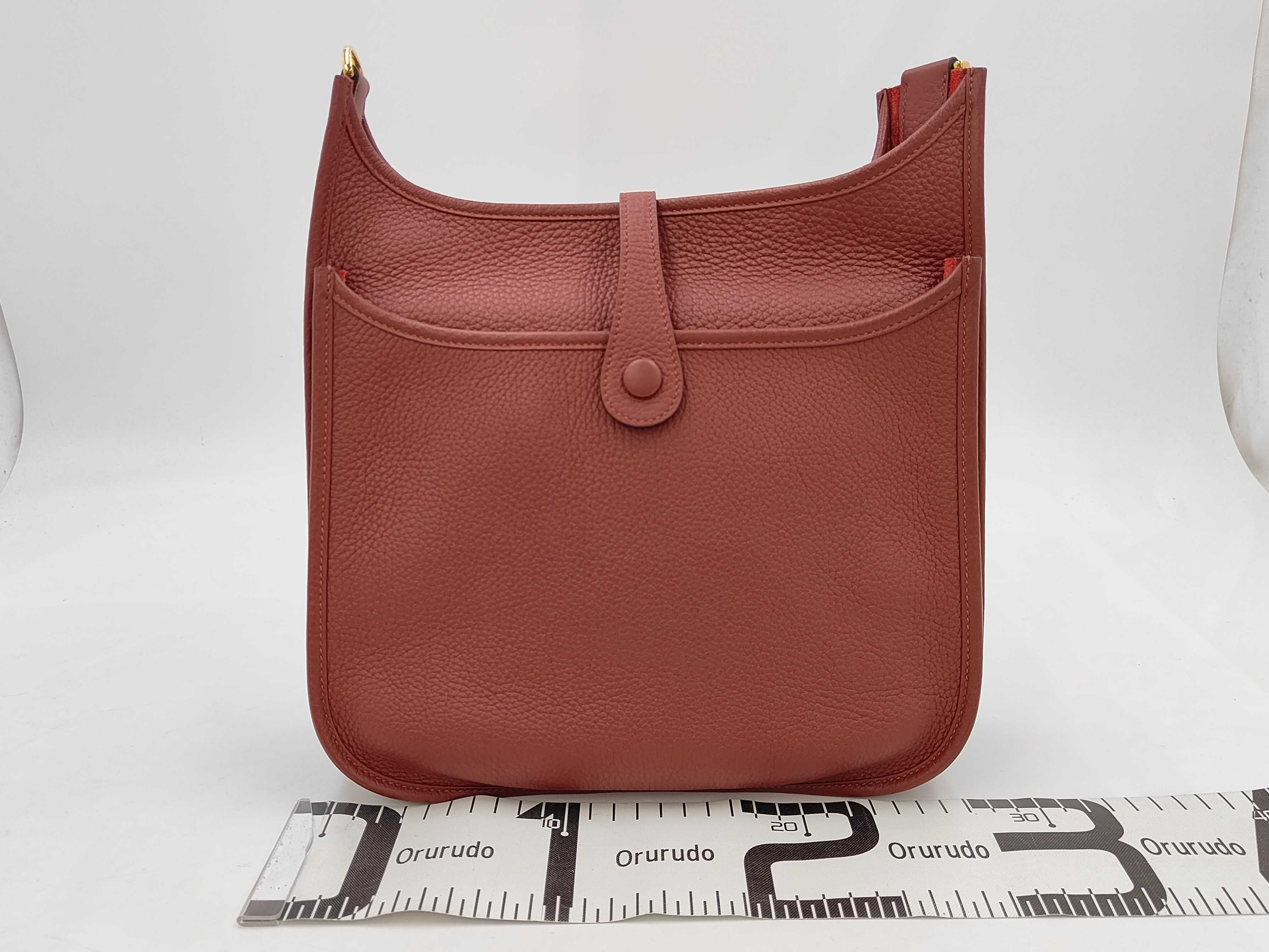 Evelyne III GM Taurillon Leather Shoulder Bag (with G stamp) — view 2