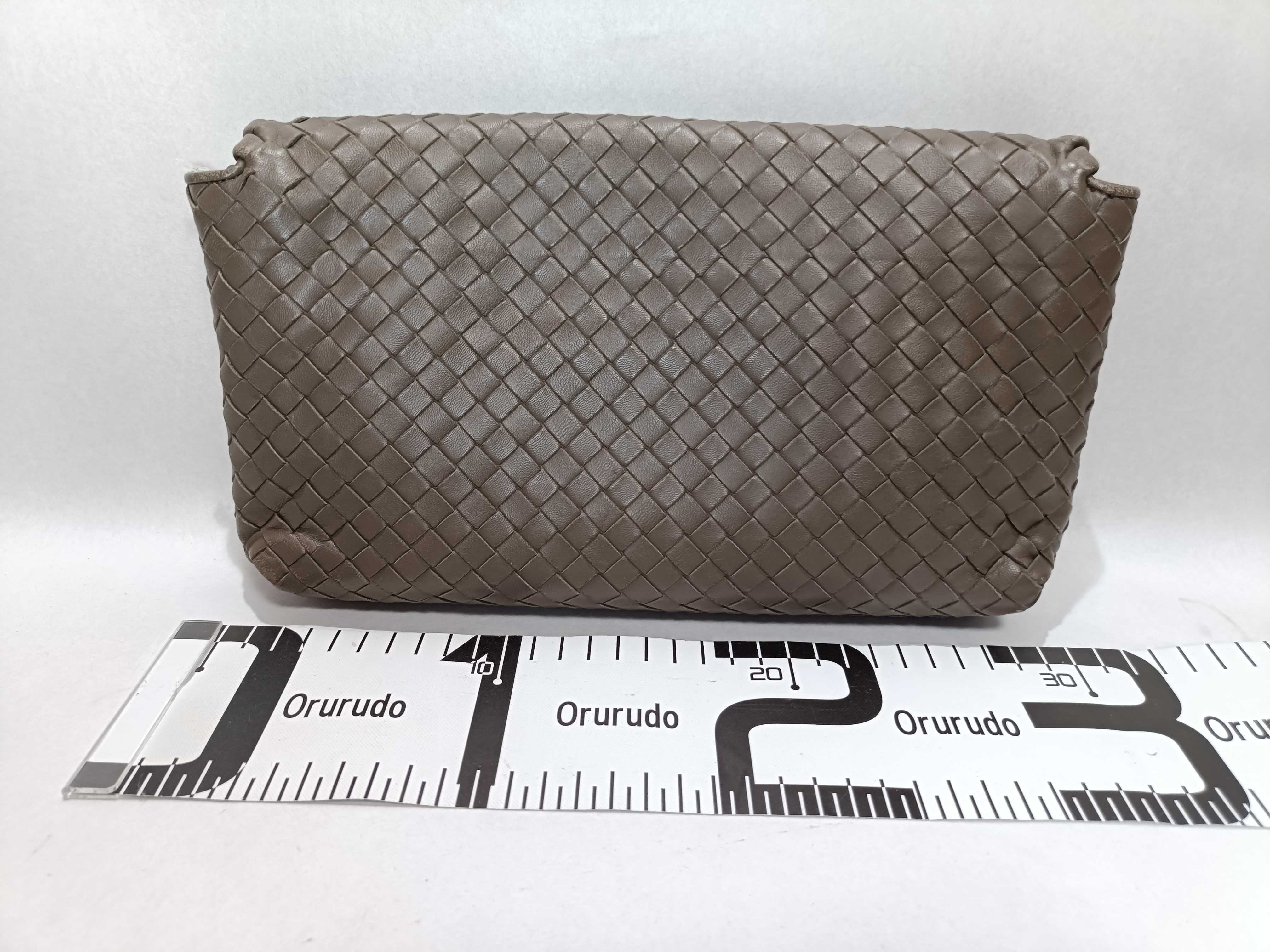 Intrecciato Clutch Bag Shoulder Bag 2-Way Shoulder Bag — view 2