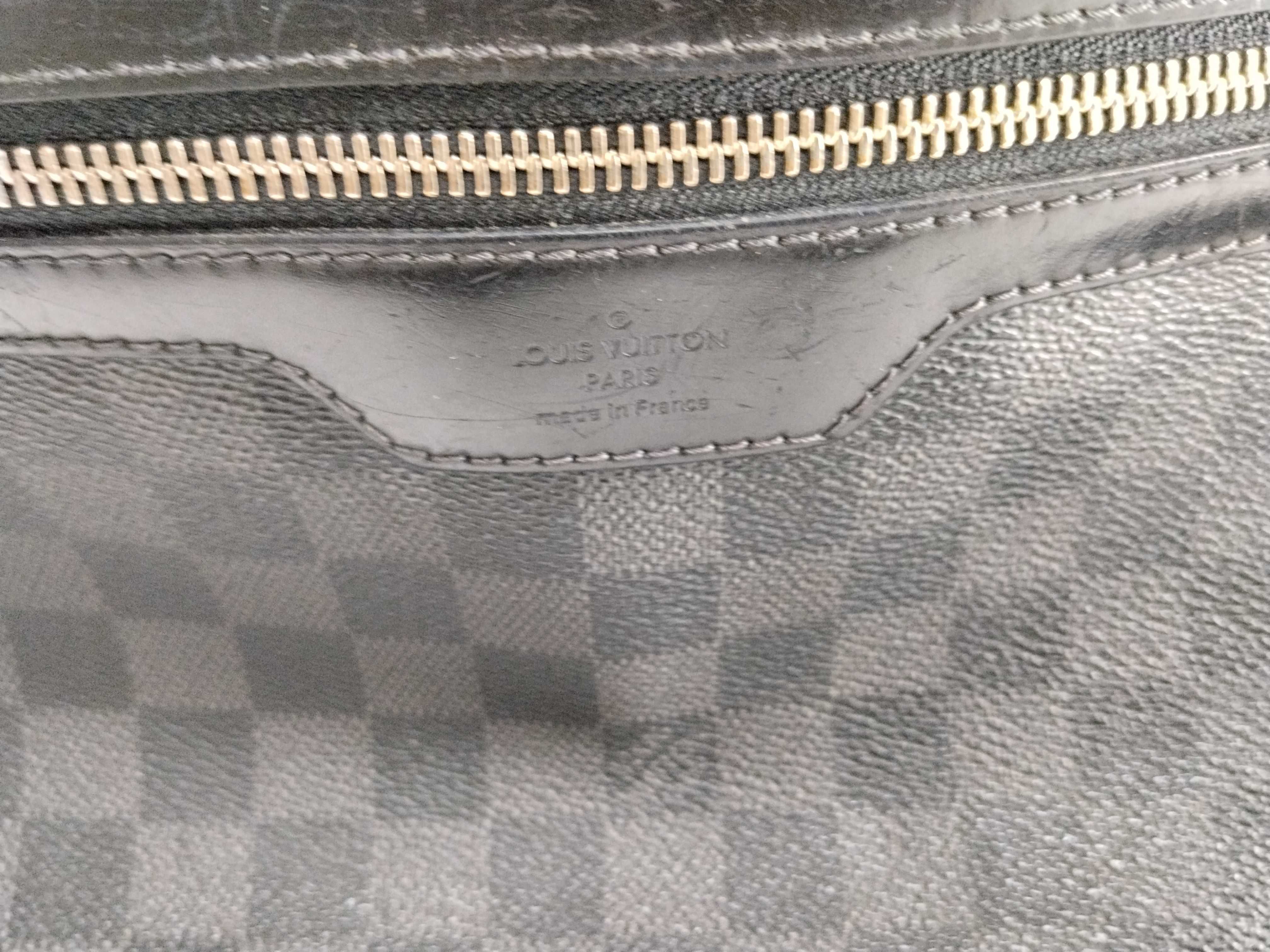 Damier Graphite N41106 Mick MM Shoulder Bag — view 14
