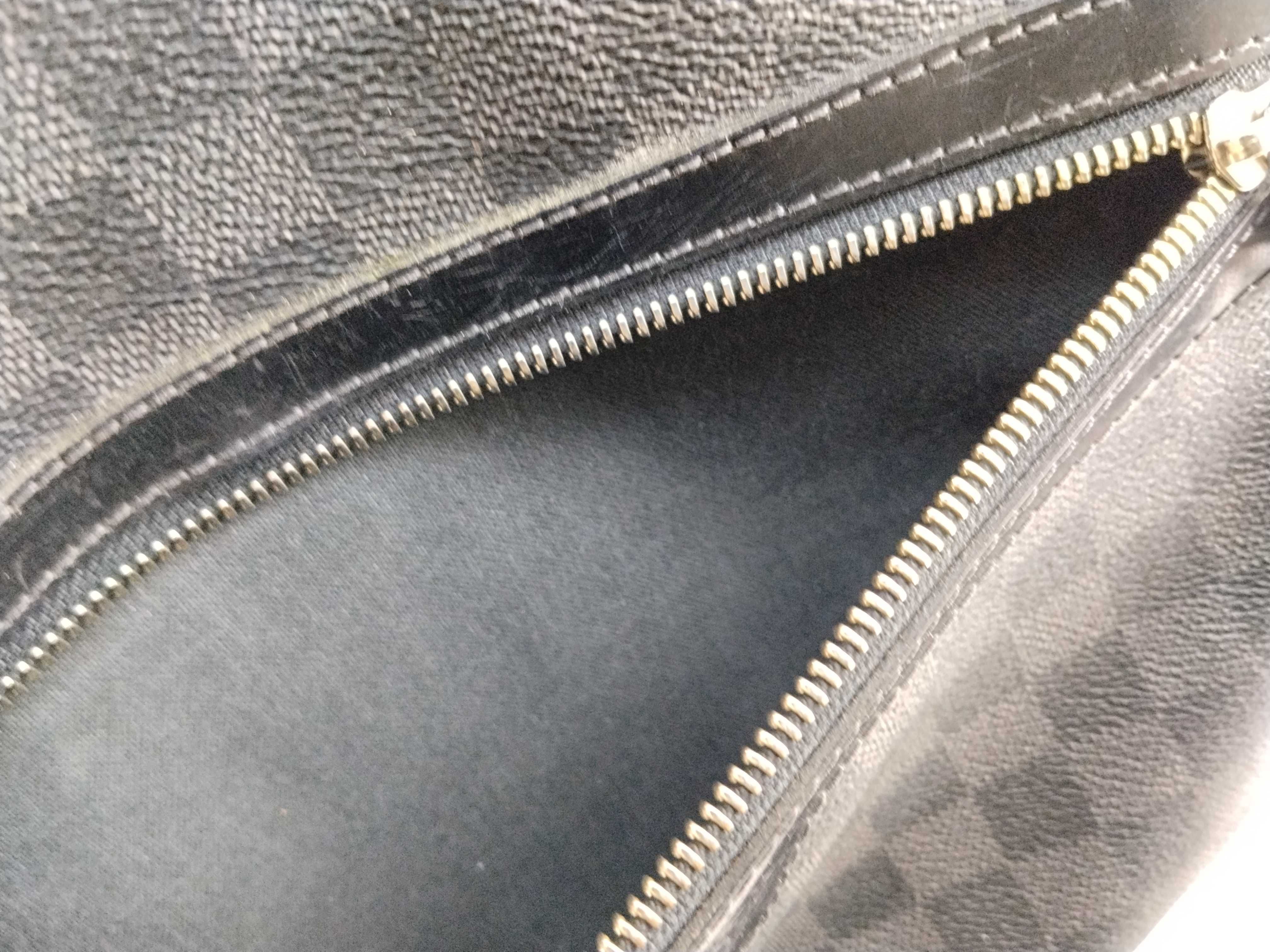 Damier Graphite N41106 Mick MM Shoulder Bag — view 15