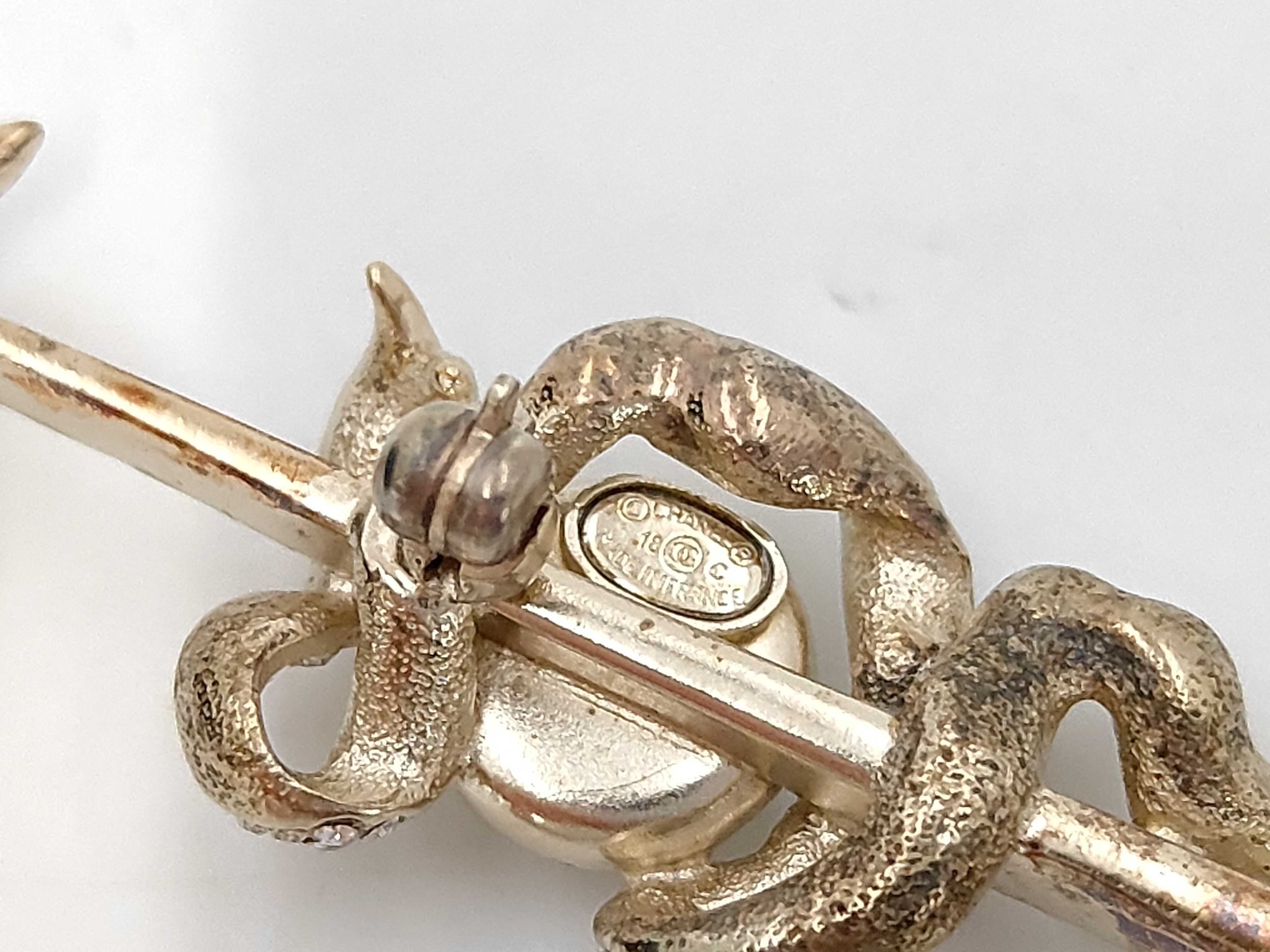 Brooch - Coco Mark Arrow Brooch — view 5