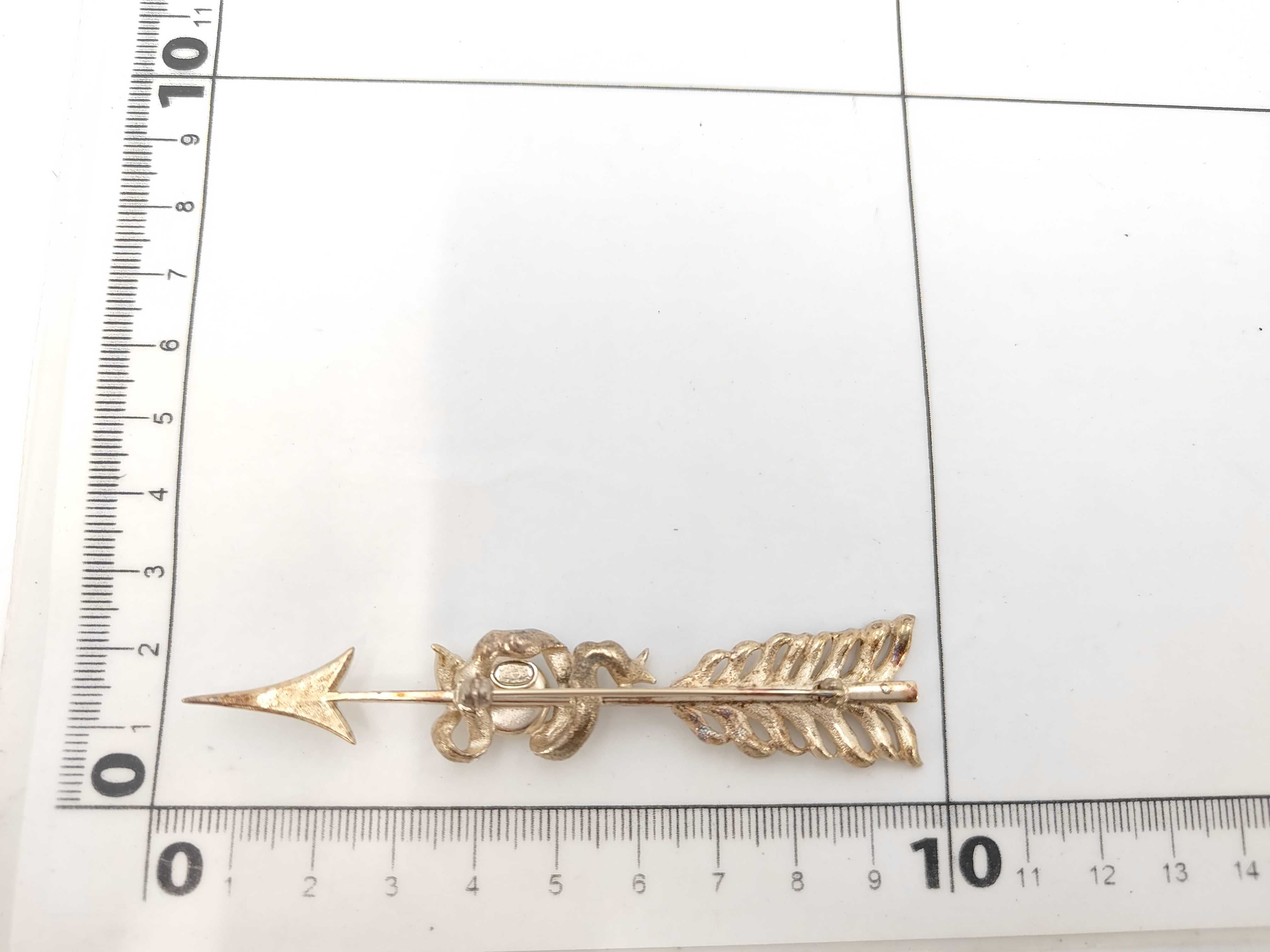 Brooch - Coco Mark Arrow Brooch — view 6
