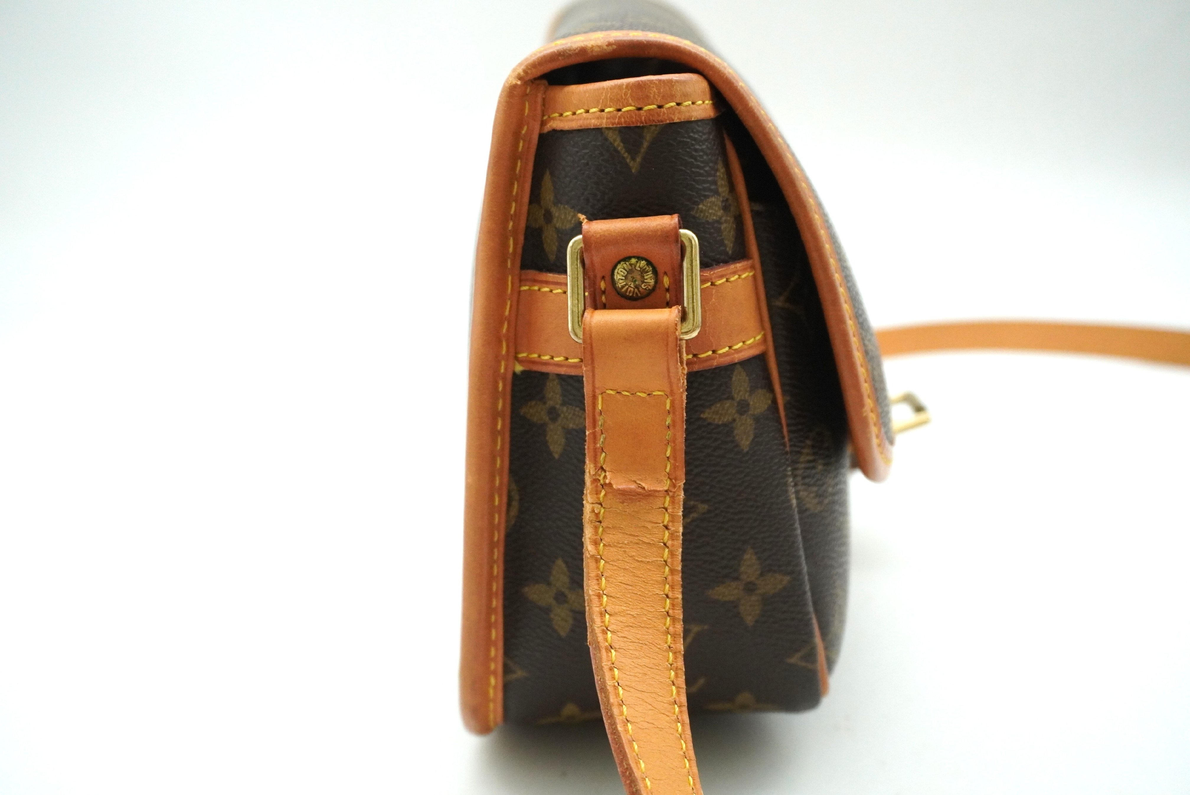 Monogram Sologne M42250 Shoulder Bag — view 4