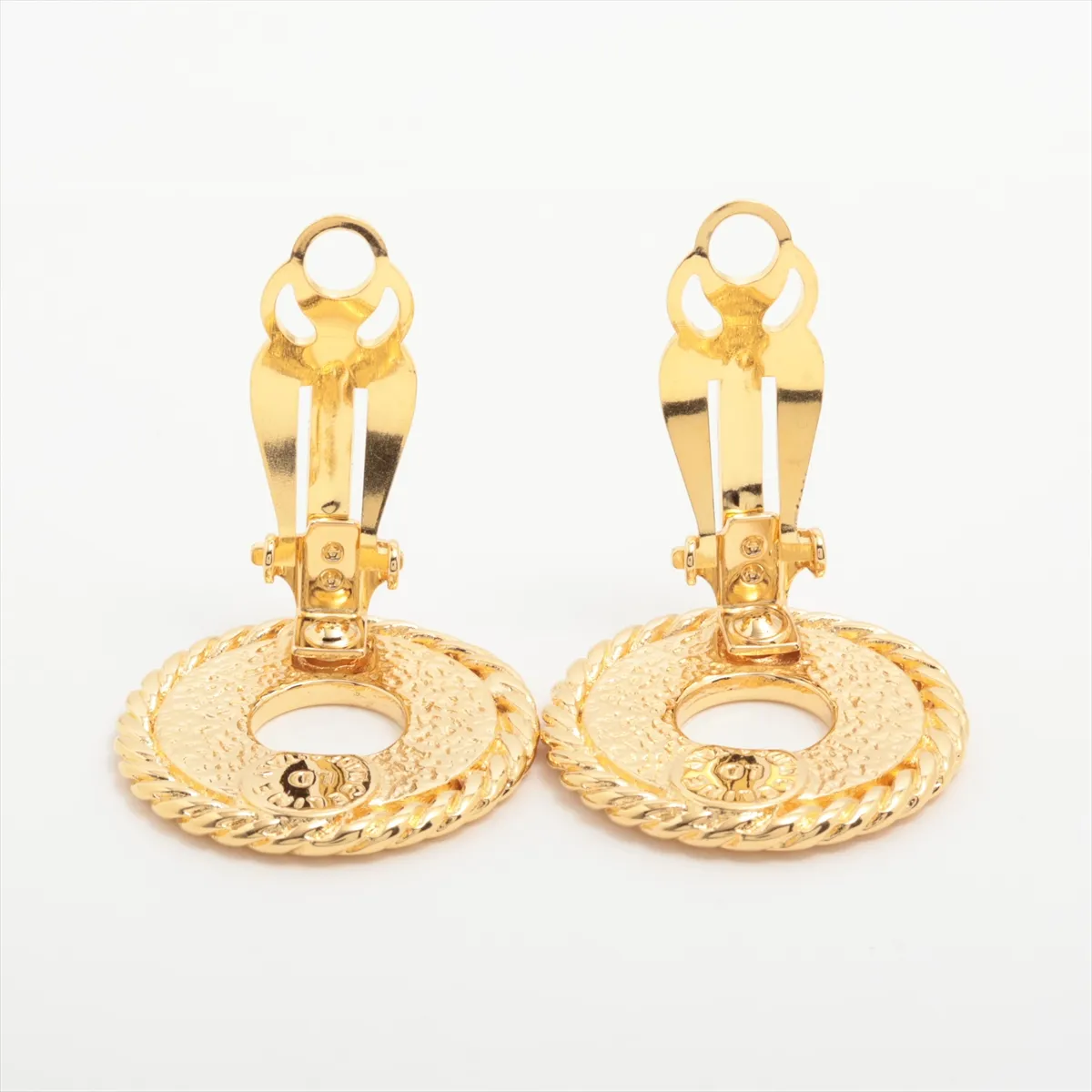 Logo Circle Earrings (Pair) GP Gold - — view 4