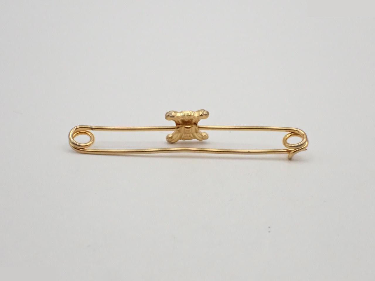 Other lines: Precious metals and brooches — view 2