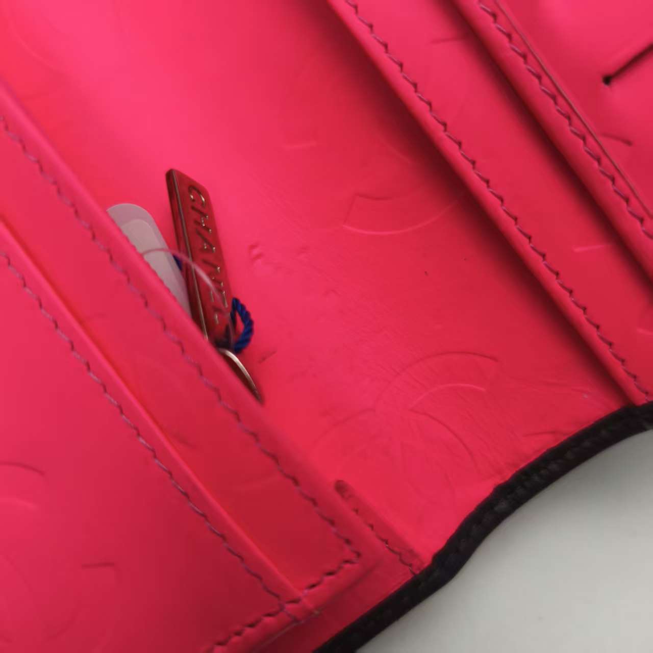 【*Shipped from: China*】CHANEL Leather Wallet — view 10