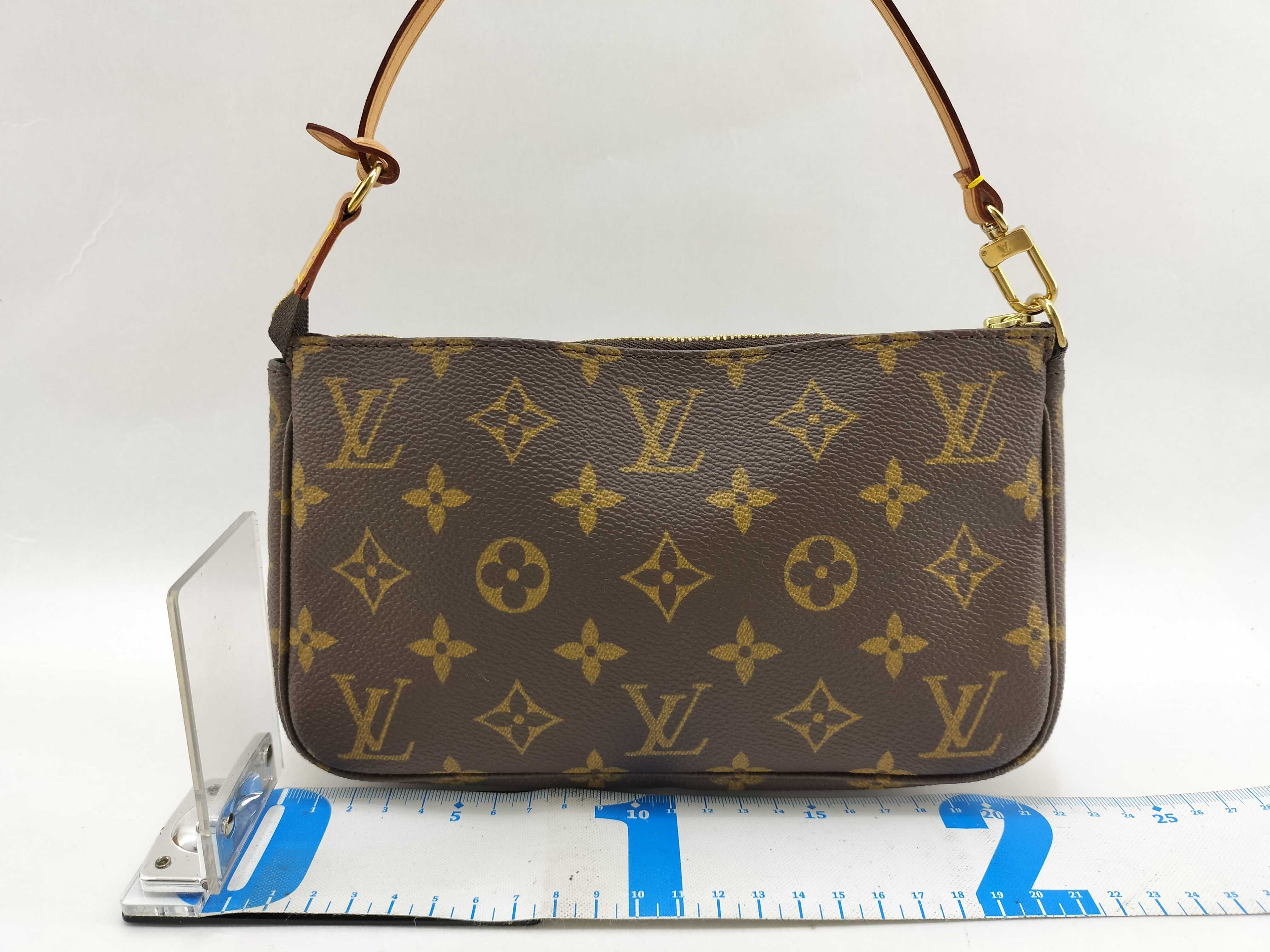 Monogram Louis Vuitton Monogram Pochette Accessoires Pouch — view 2