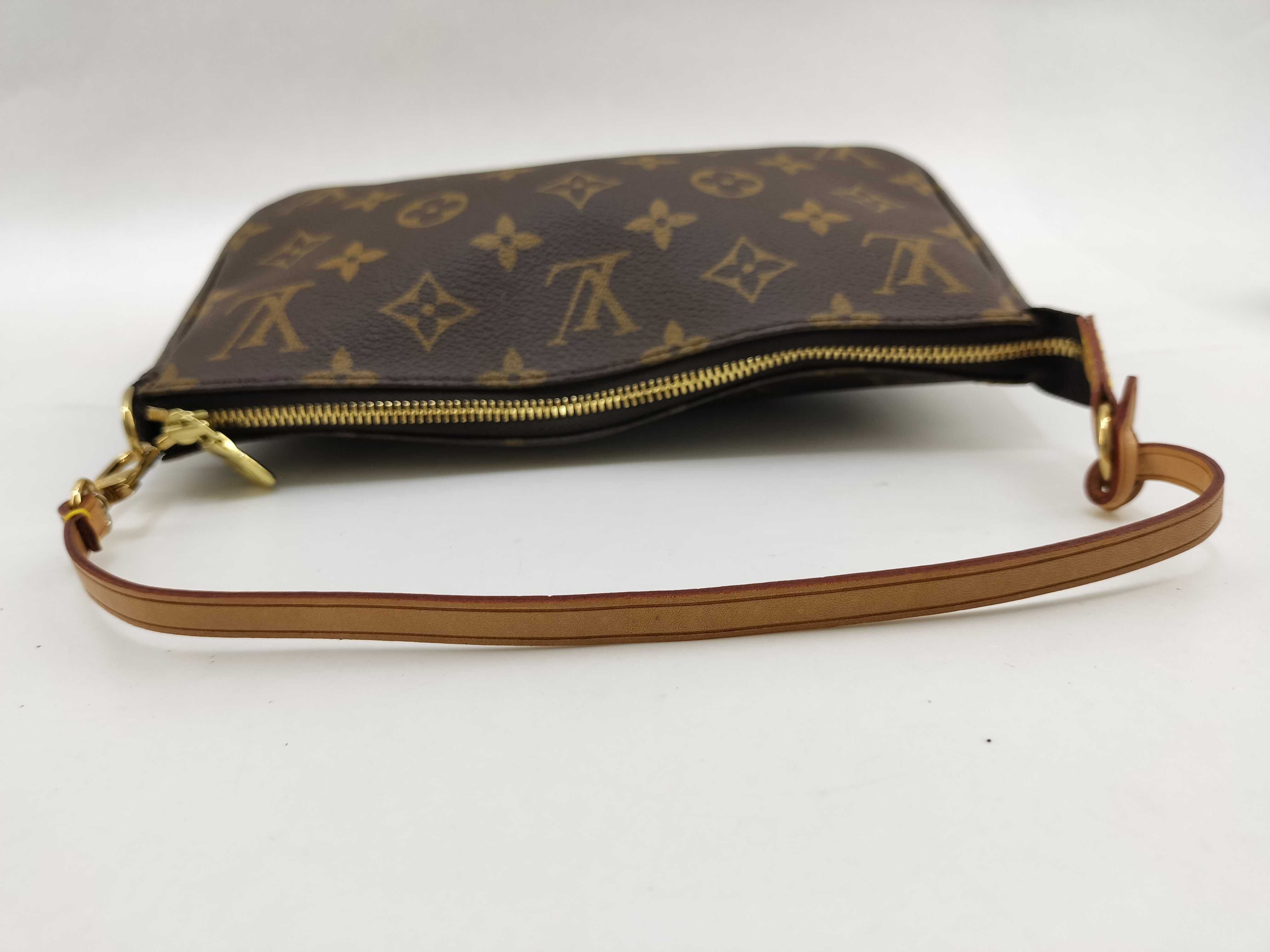 Monogram Louis Vuitton Monogram Pochette Accessoires Pouch — view 5
