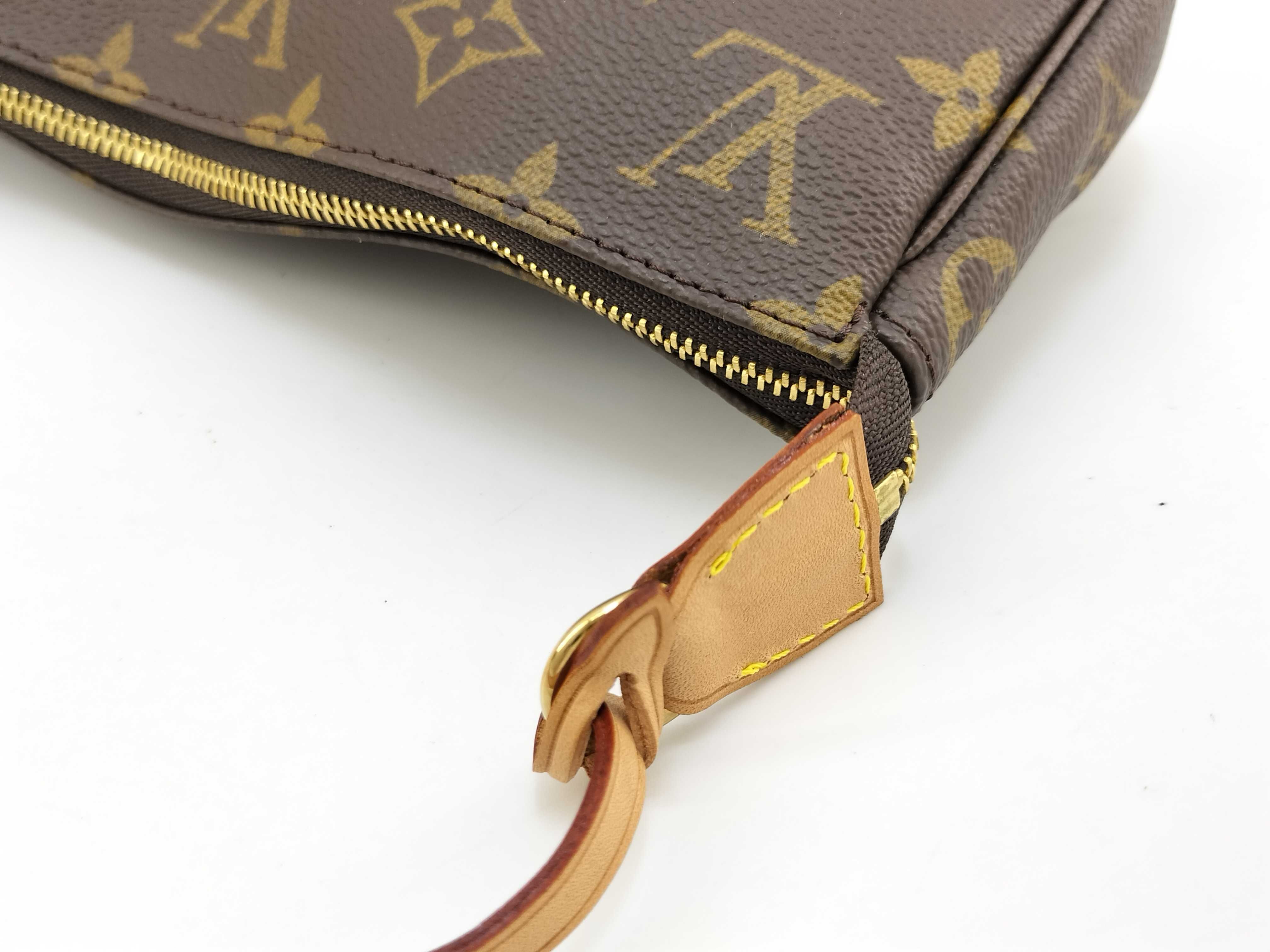 Monogram Louis Vuitton Monogram Pochette Accessoires Pouch — view 6