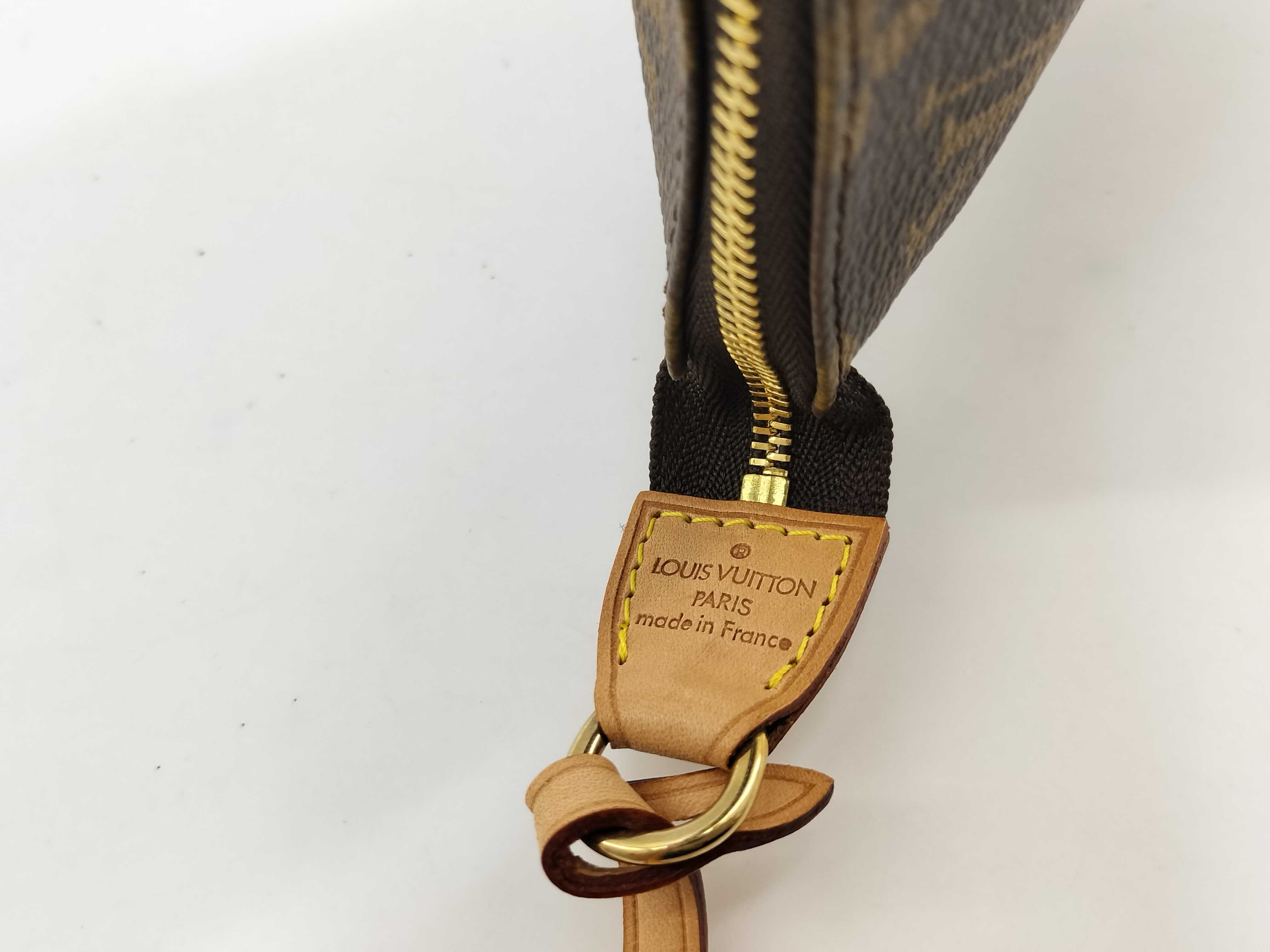 Monogram Louis Vuitton Monogram Pochette Accessoires Pouch — view 7