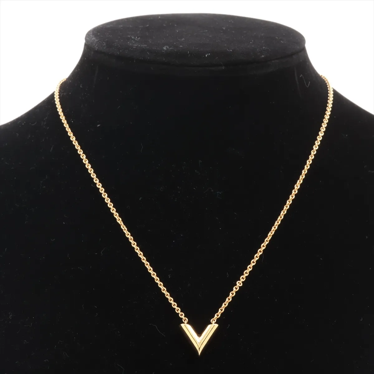 M61083 Essential V OB0262 Necklace, GP Gold. Shows — view 5