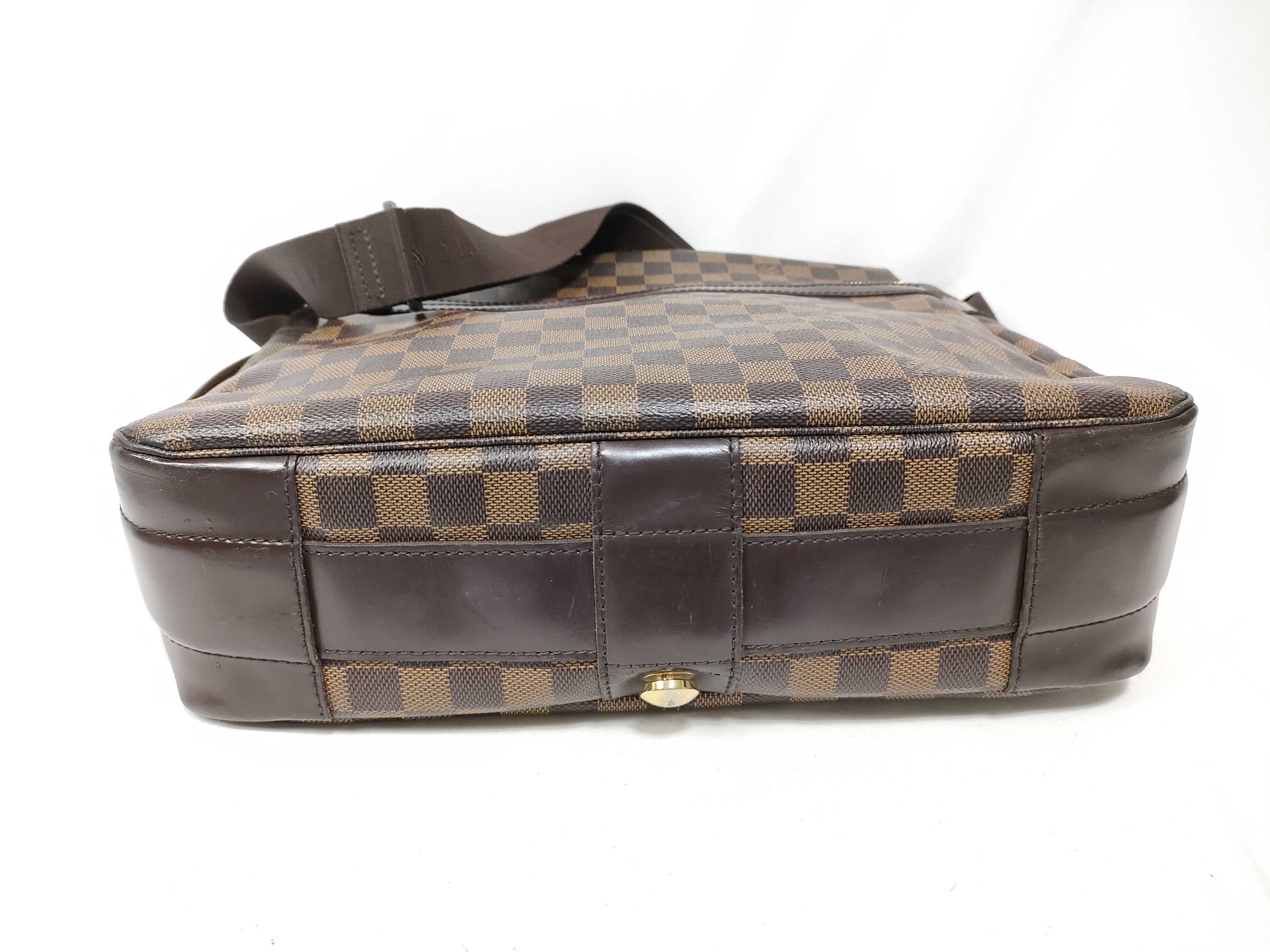 Damier Louis Vuitton Damier Bastille Leather Shoulder Bag SP0015 Shoulder Bag — view 3