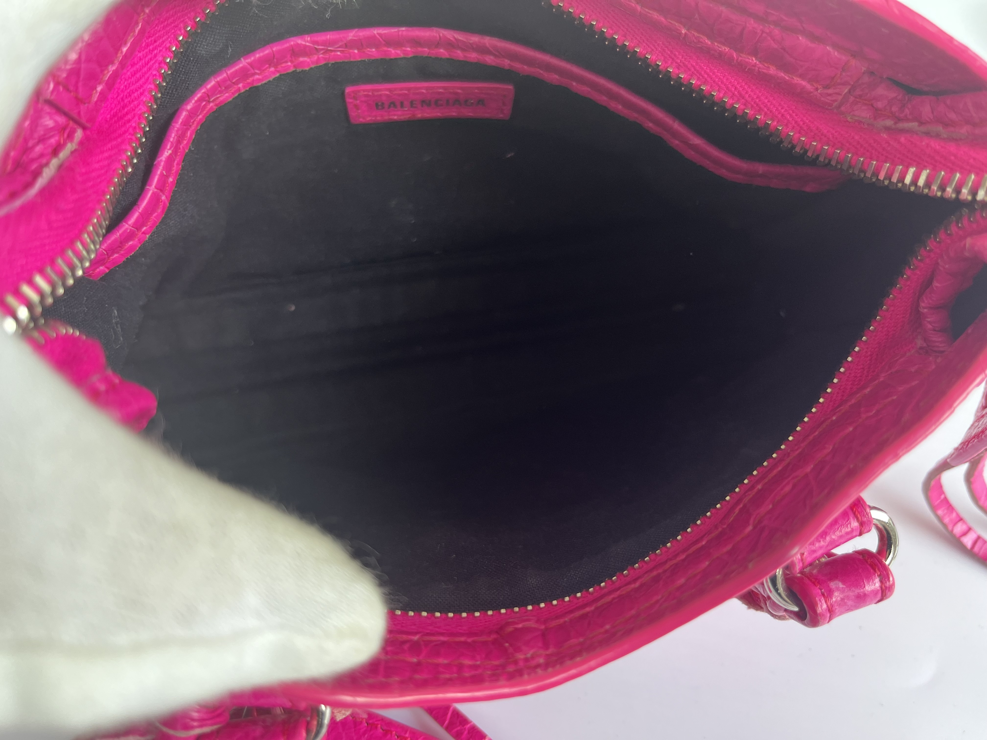 Mini City Fuchsia Pink Shoulder Bag with Strap and Mirror — view 9