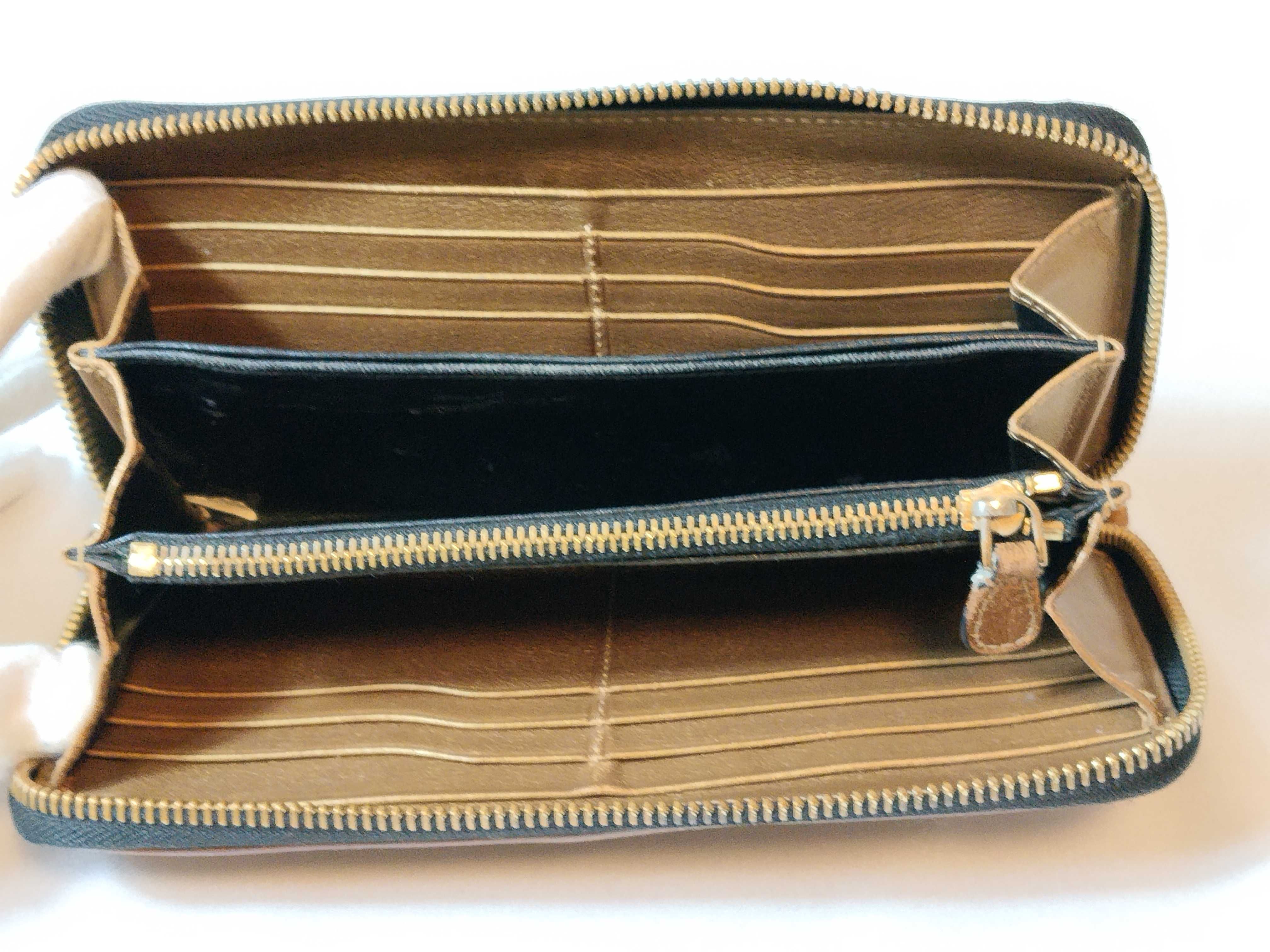 Round Zip Long Wallet, Leather, Brown, Anagram Design — view 12