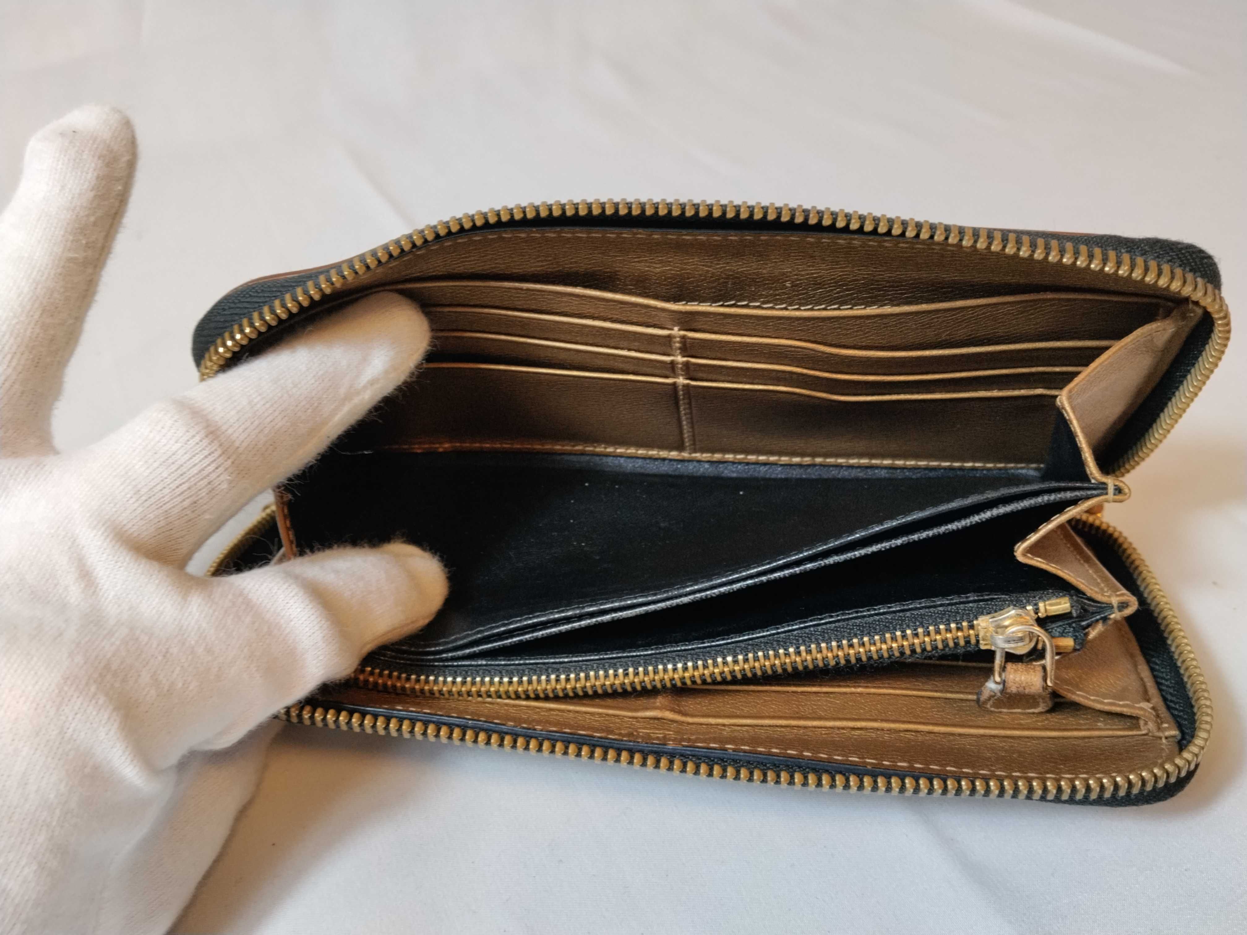 Round Zip Long Wallet, Leather, Brown, Anagram Design — view 13