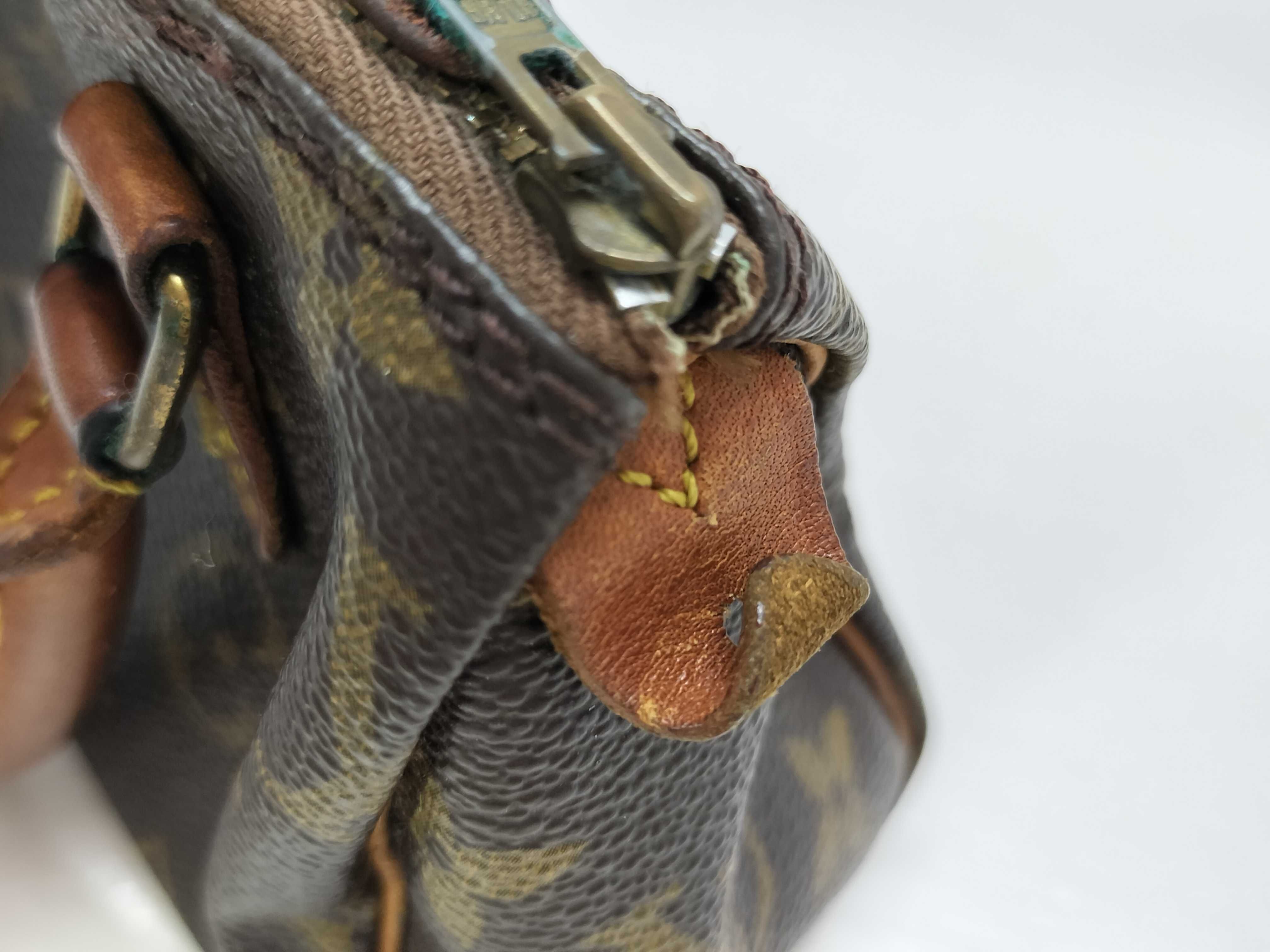 Monogram LV Monogram Mini Speedy Handbag — view 15