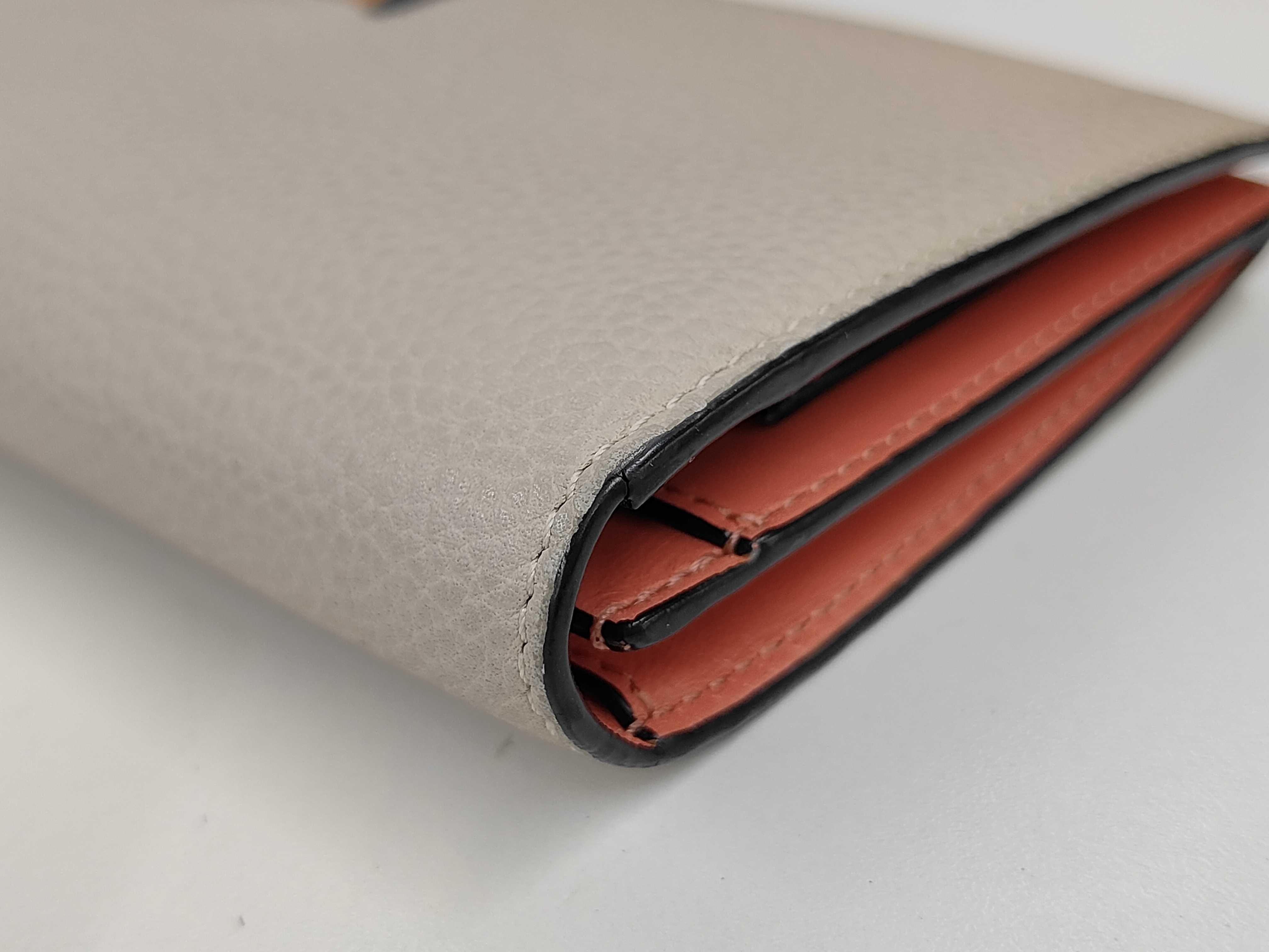 Vertical Wallet Large Leather Beige Salmon Pink Wallet — view 3