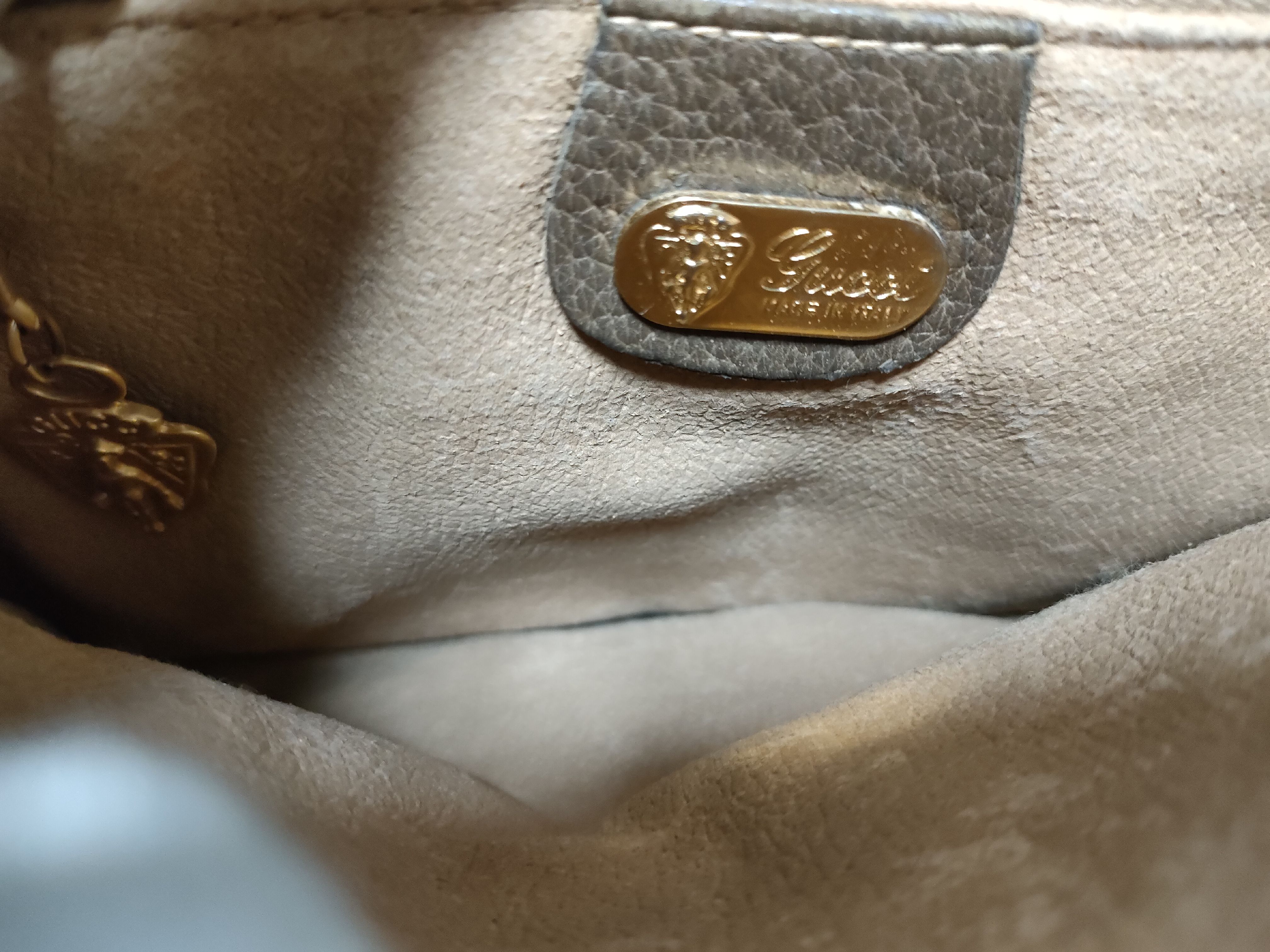 GG Supreme 007-49-5548 Shoulder Bag — view 10