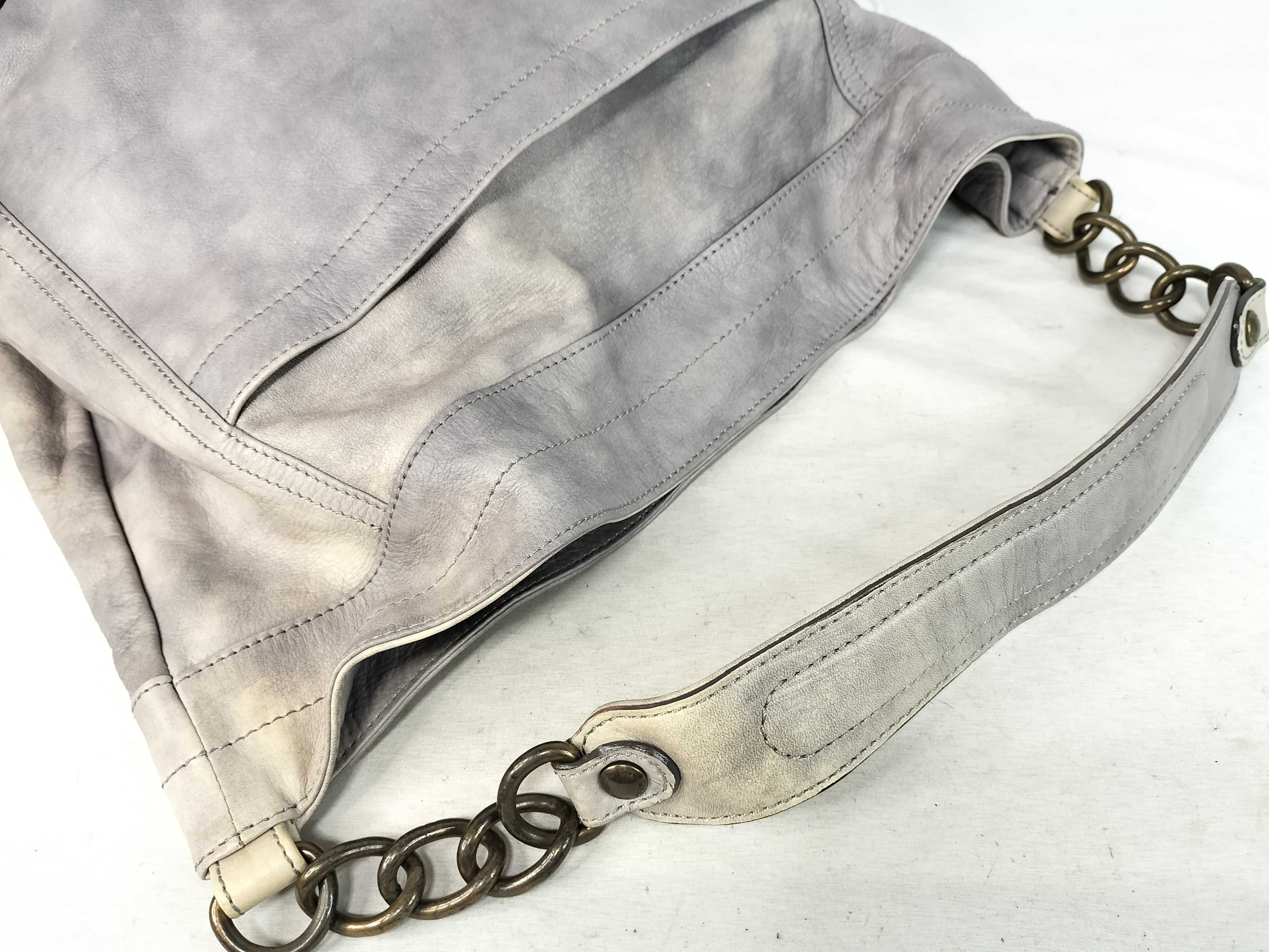 Blue Label Burberry Purple Leather Shoulder Bag — view 3