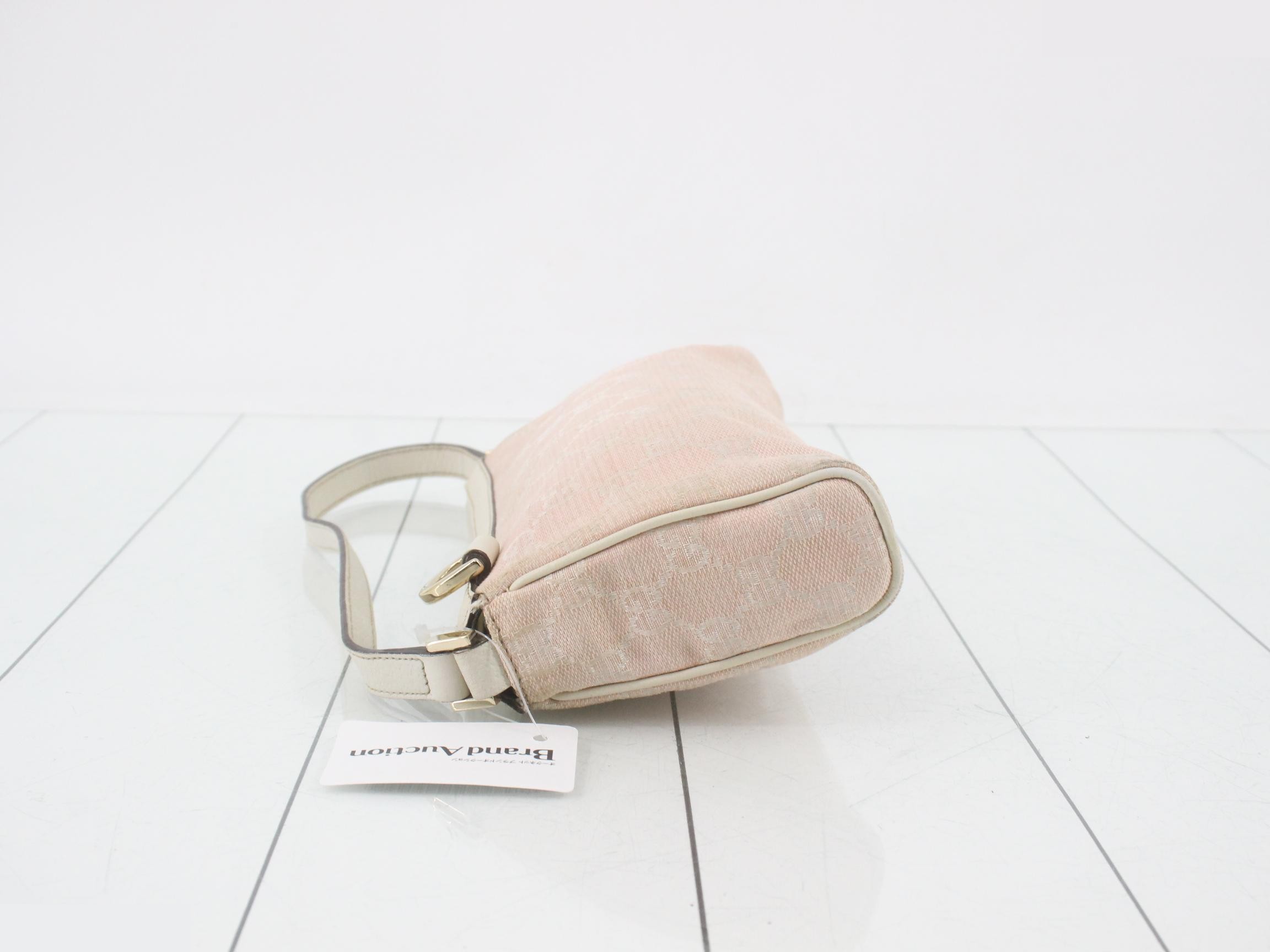 GG Canvas Abbey Handbag — view 4
