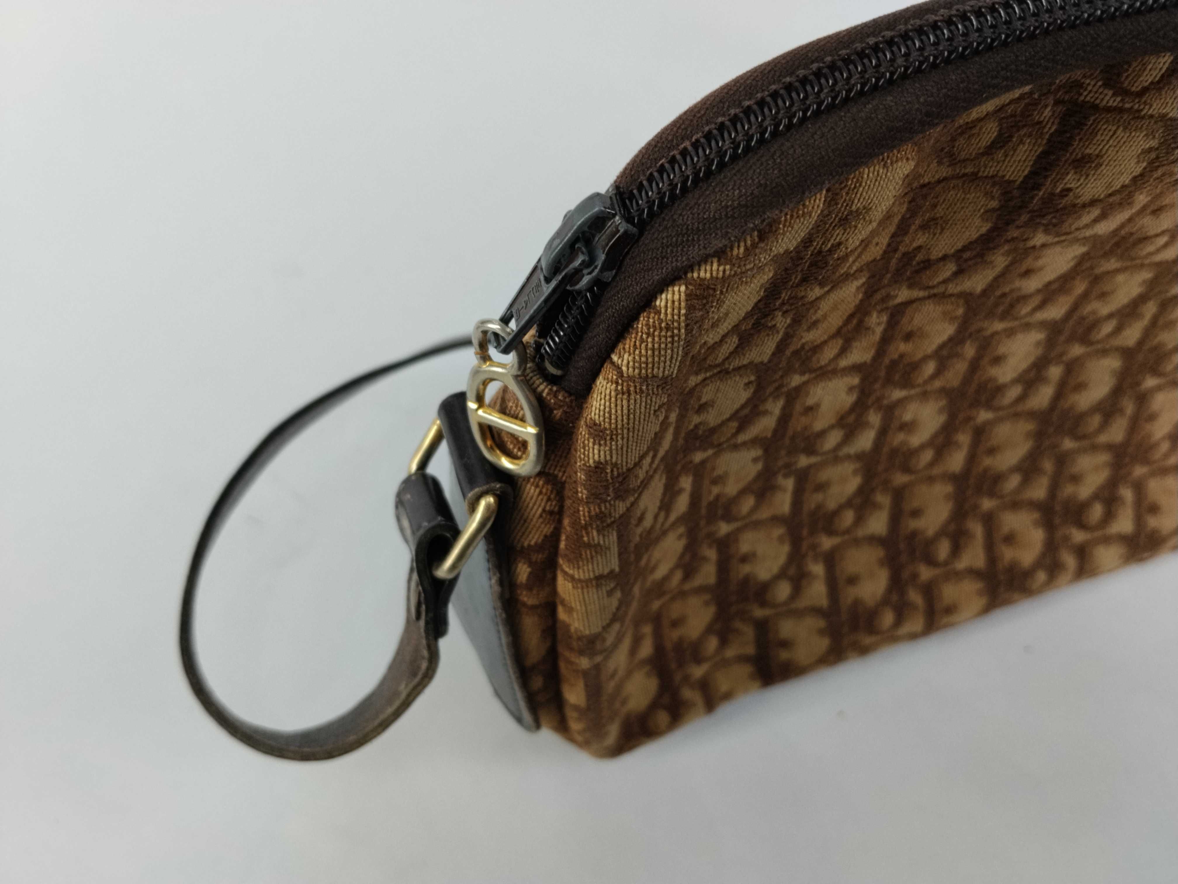Trotter One-Shoulder Bag, Canvas, Brown Shoulder Bag — view 9