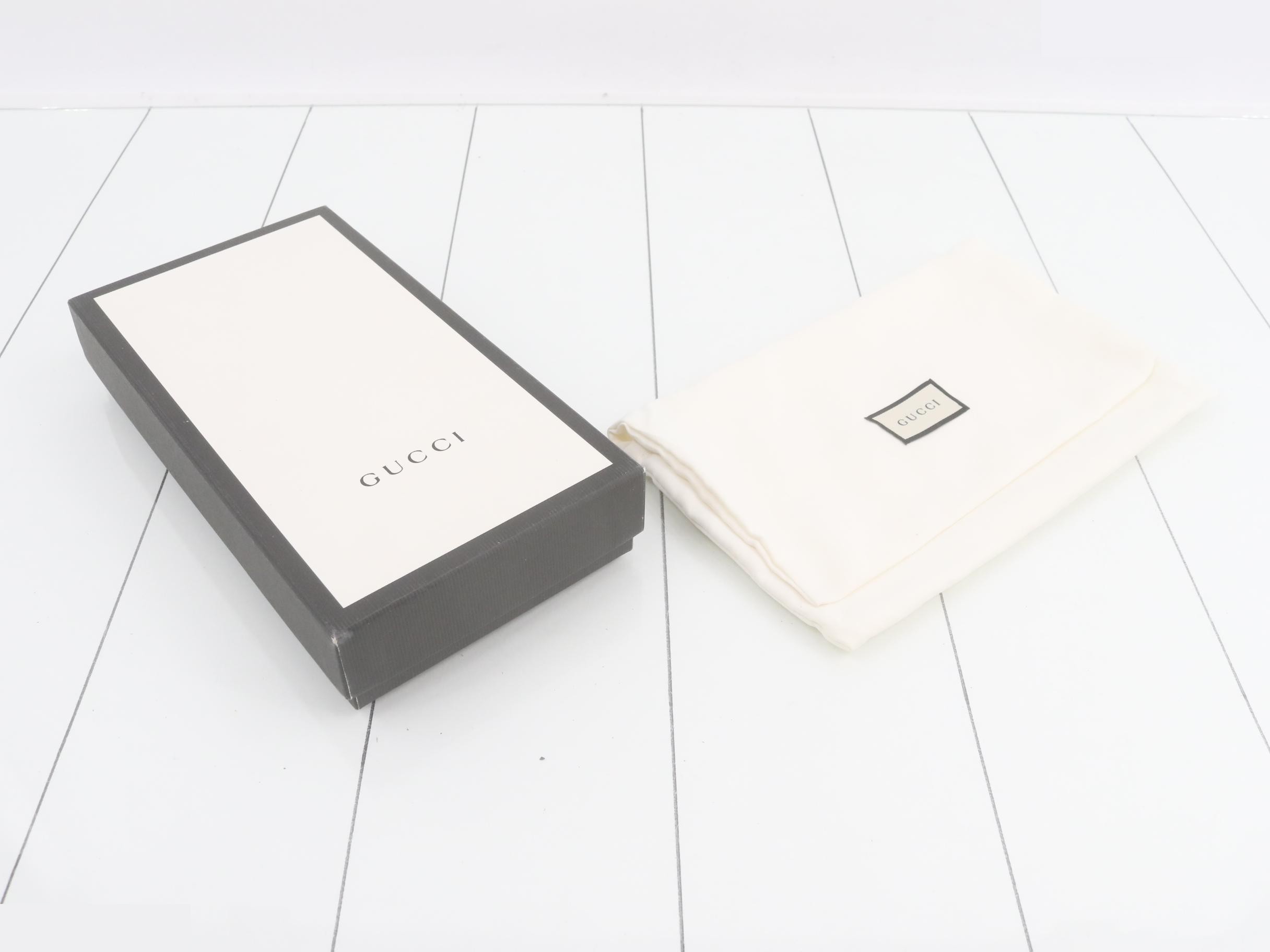 long wallet — view 5
