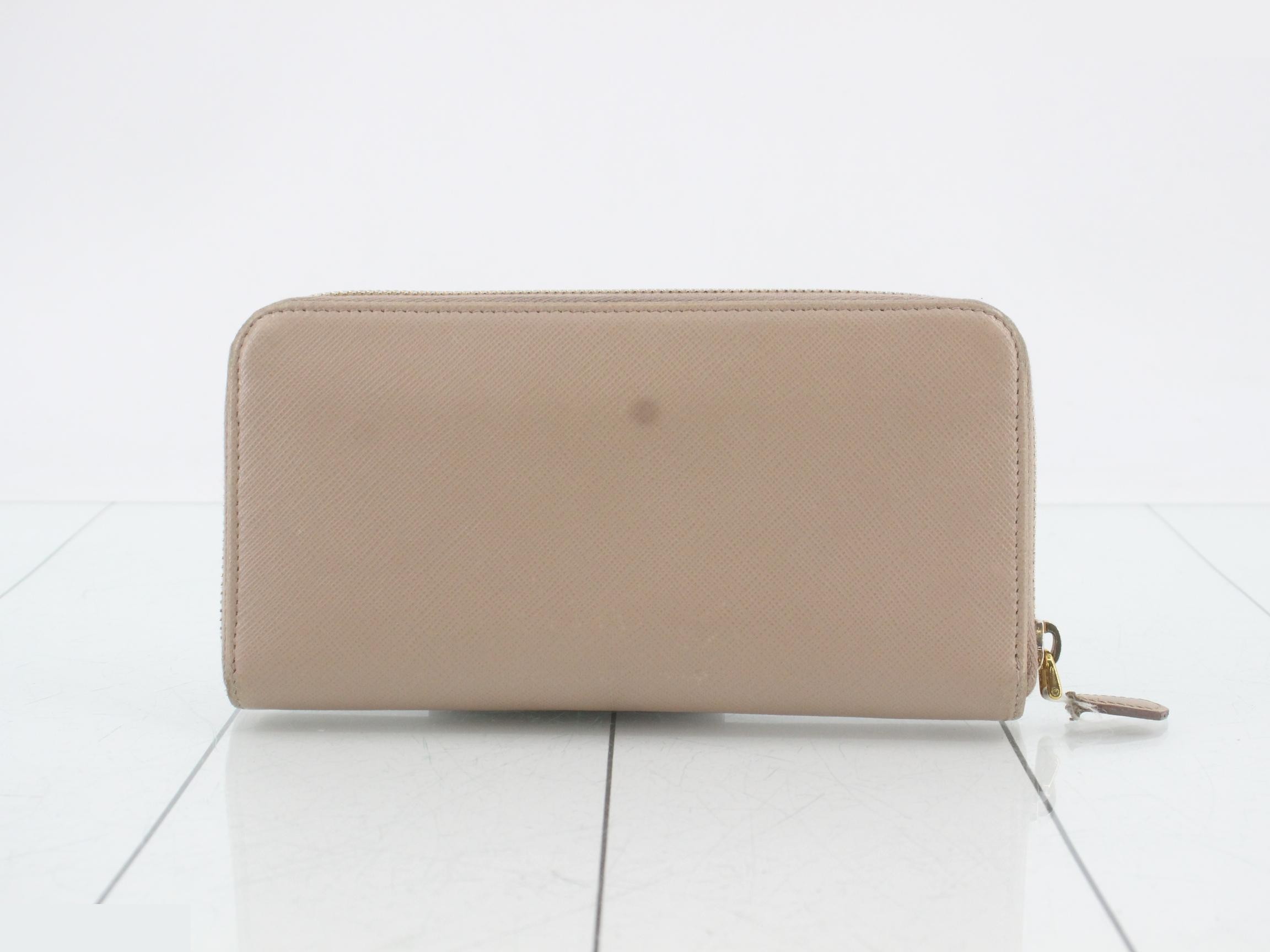 Triangle Zip-Around Long Wallet 62C Saffiano — view 2