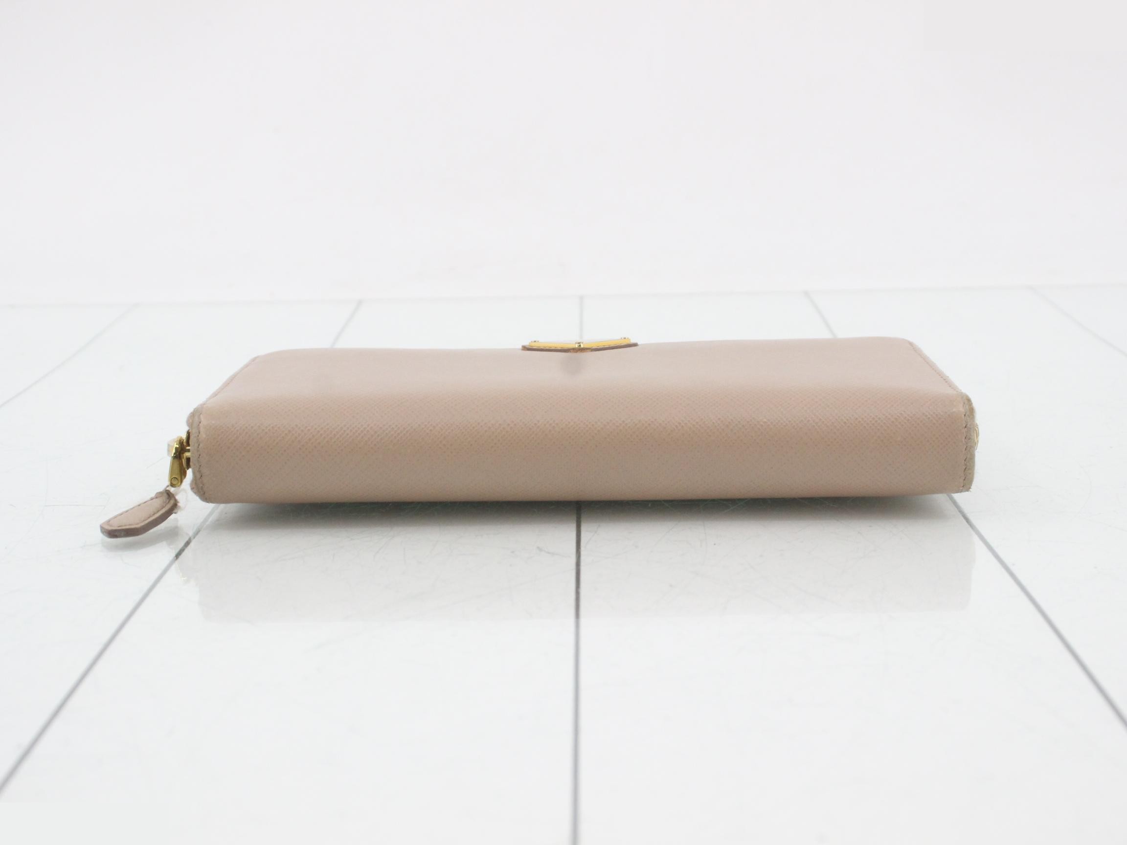 Triangle Zip-Around Long Wallet 62C Saffiano — view 3