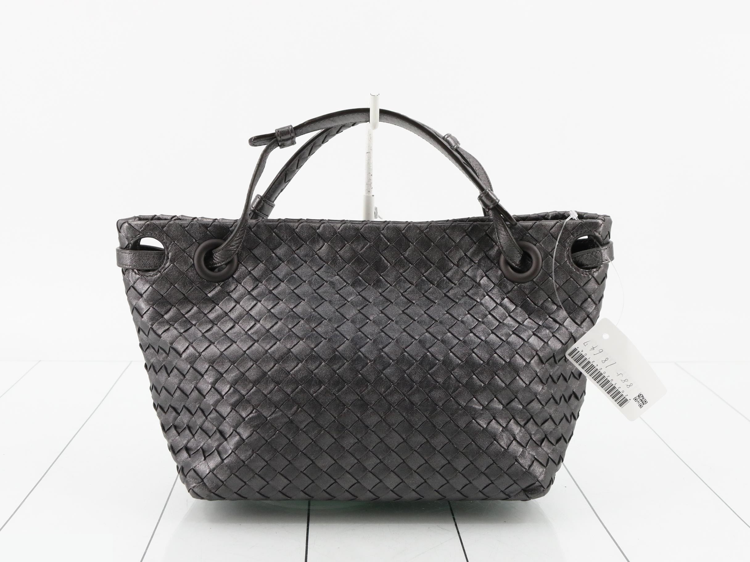 Intrecciato (bag) / Handbag — view 2