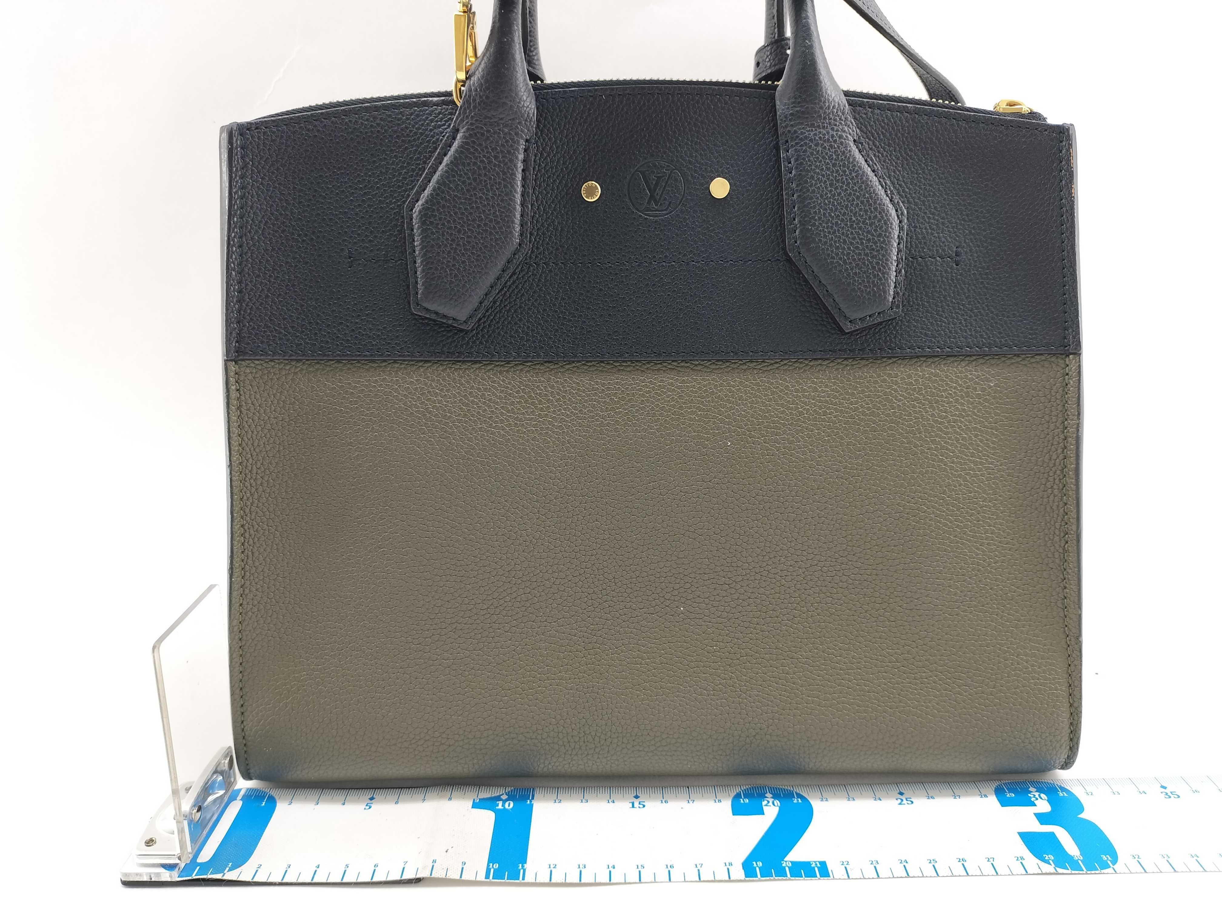 M54312 City Steamer MM Handbag — view 2